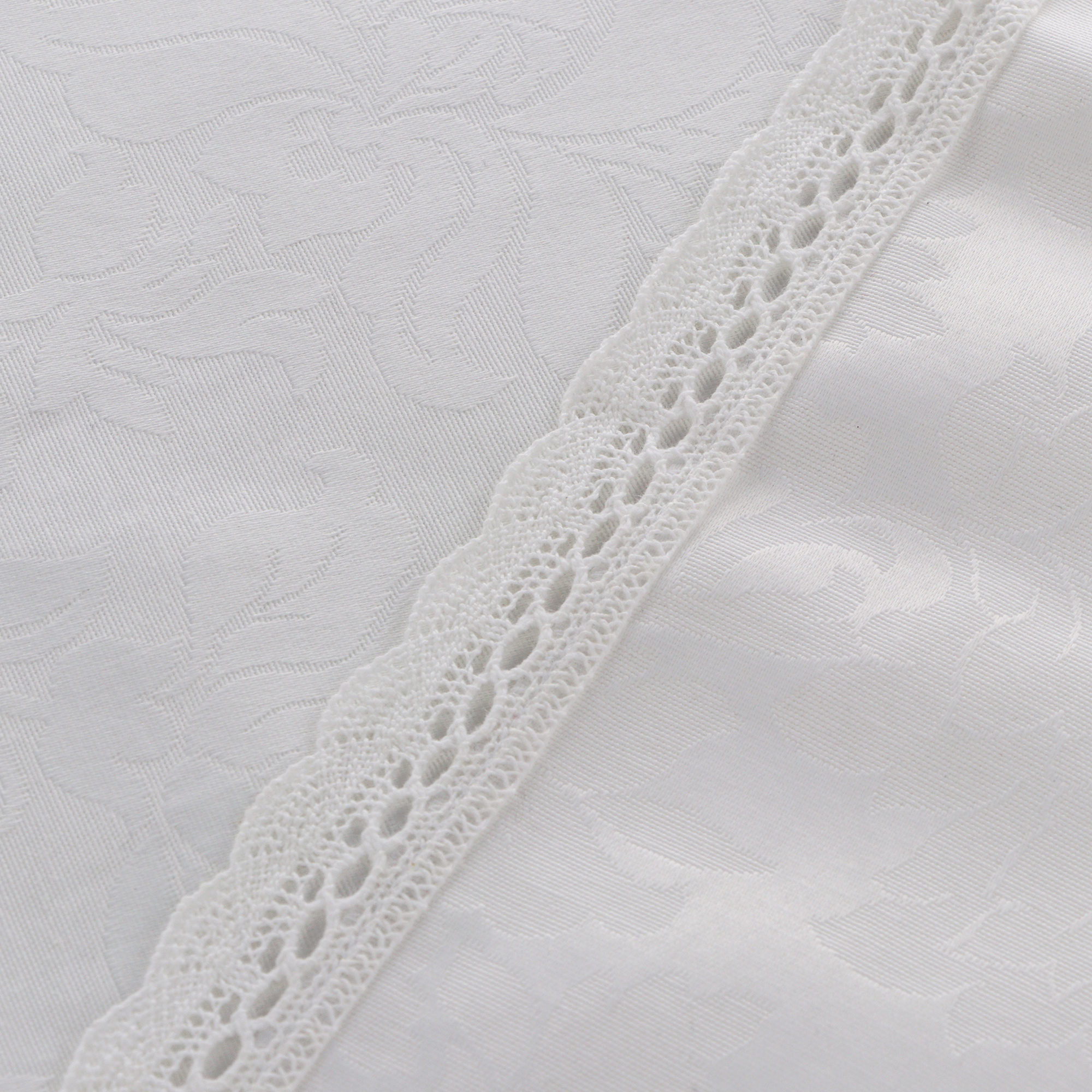 фото Скатерть castiglioni 160х270 см