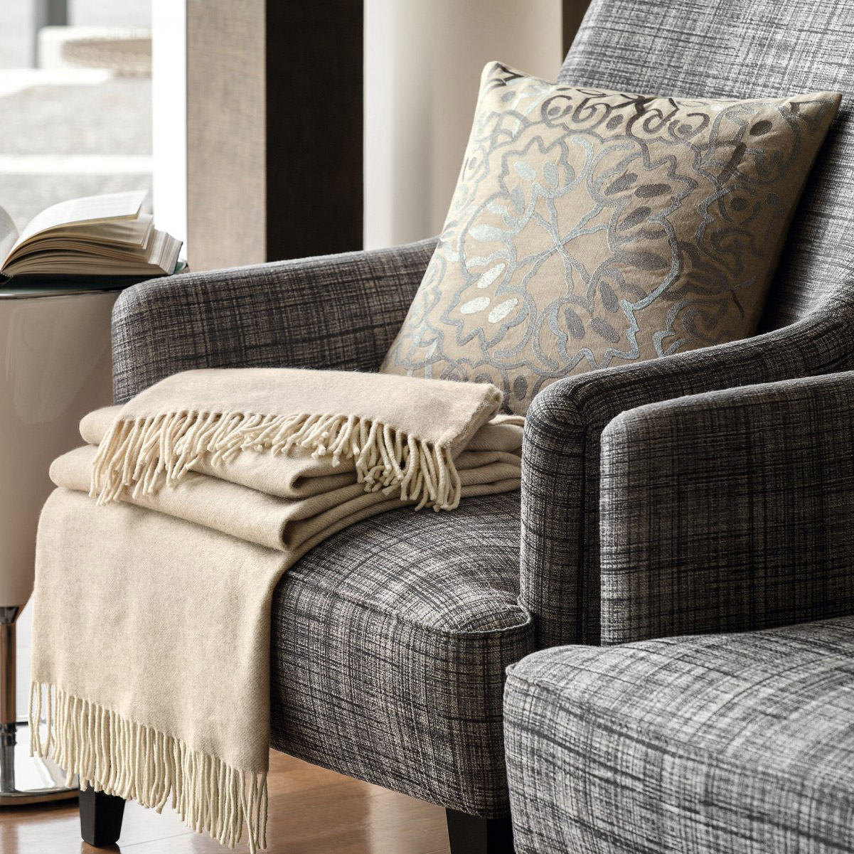 Плед Togas Элмет бежевый 140х200 см (20.03.10.0105)