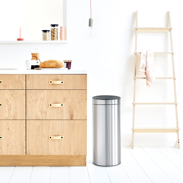 Бак мусорный 30л матовый Brabantia touch bin 115462 Вид№3