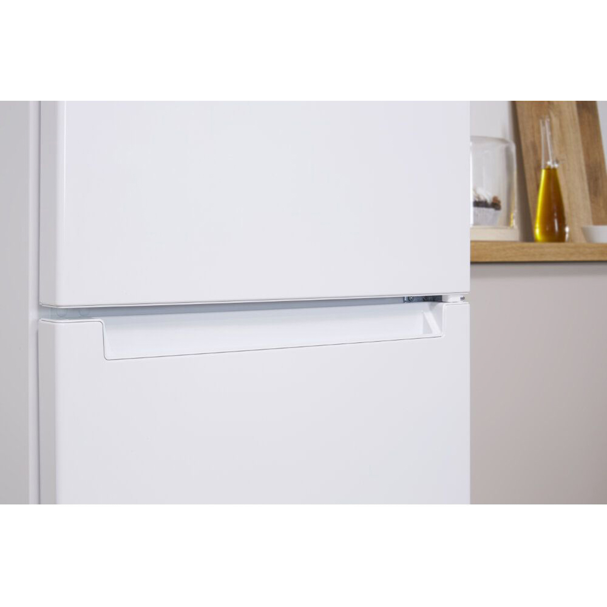 Холодильник Indesit DS 4200 W, цвет белый - фото 3