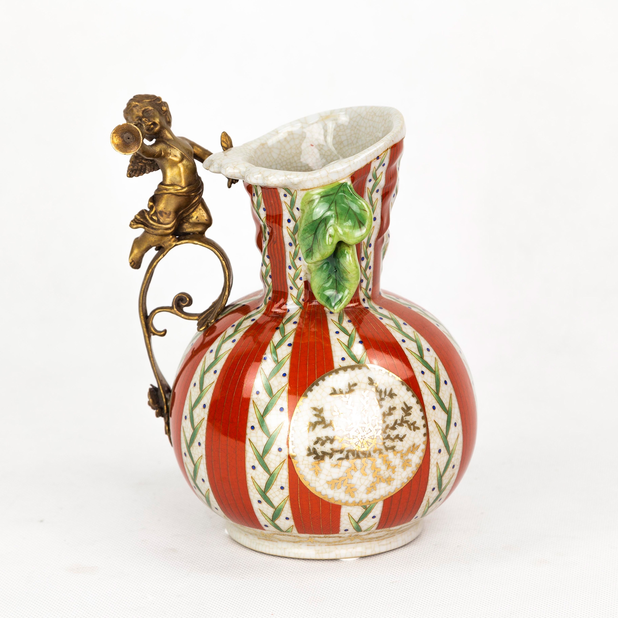 Ваза фарфоровая с ангелом 15х15х22 см Wah luen handicraft ваза фарфоровая с бронзой 25х20х46 см wah luen handicraft