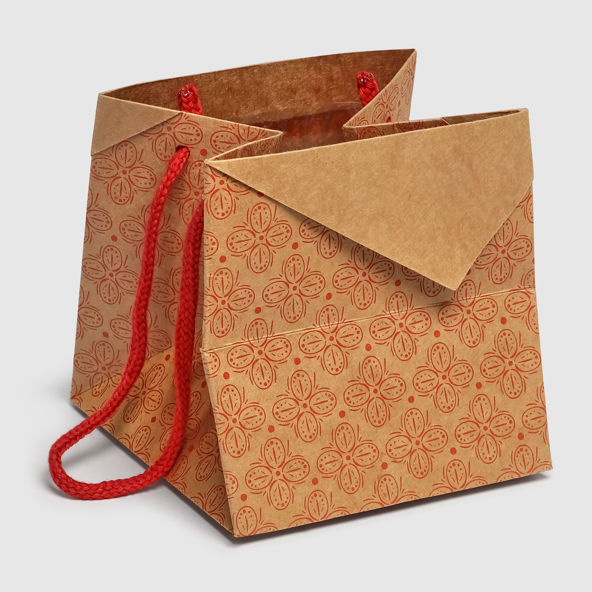 Пакет Dillewijin крафтовый с красными ручками, 13x13x13 см, цвет коричневый - фото 1