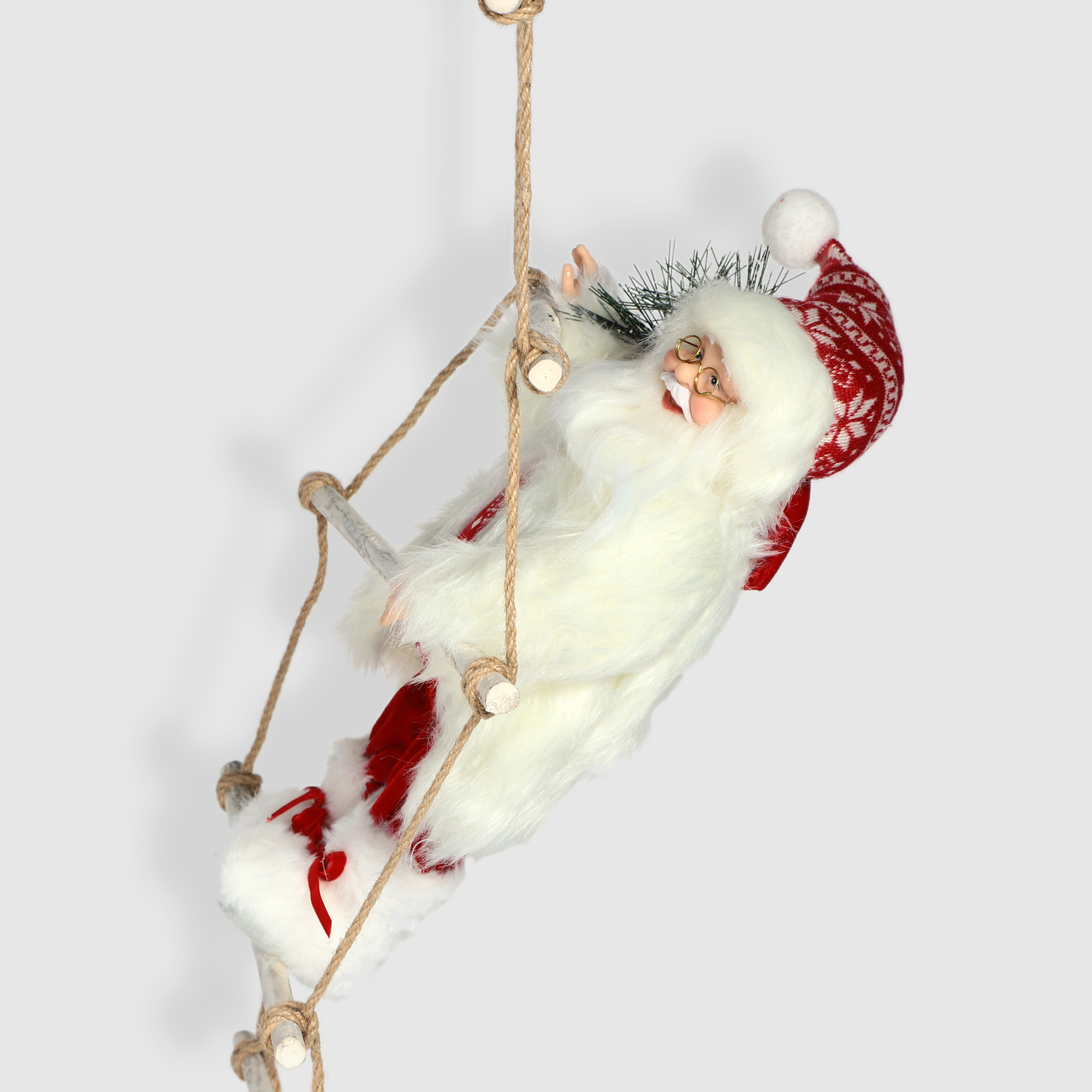 фото Дед мороз sote toys в красной одежде на лестнице 30 см
