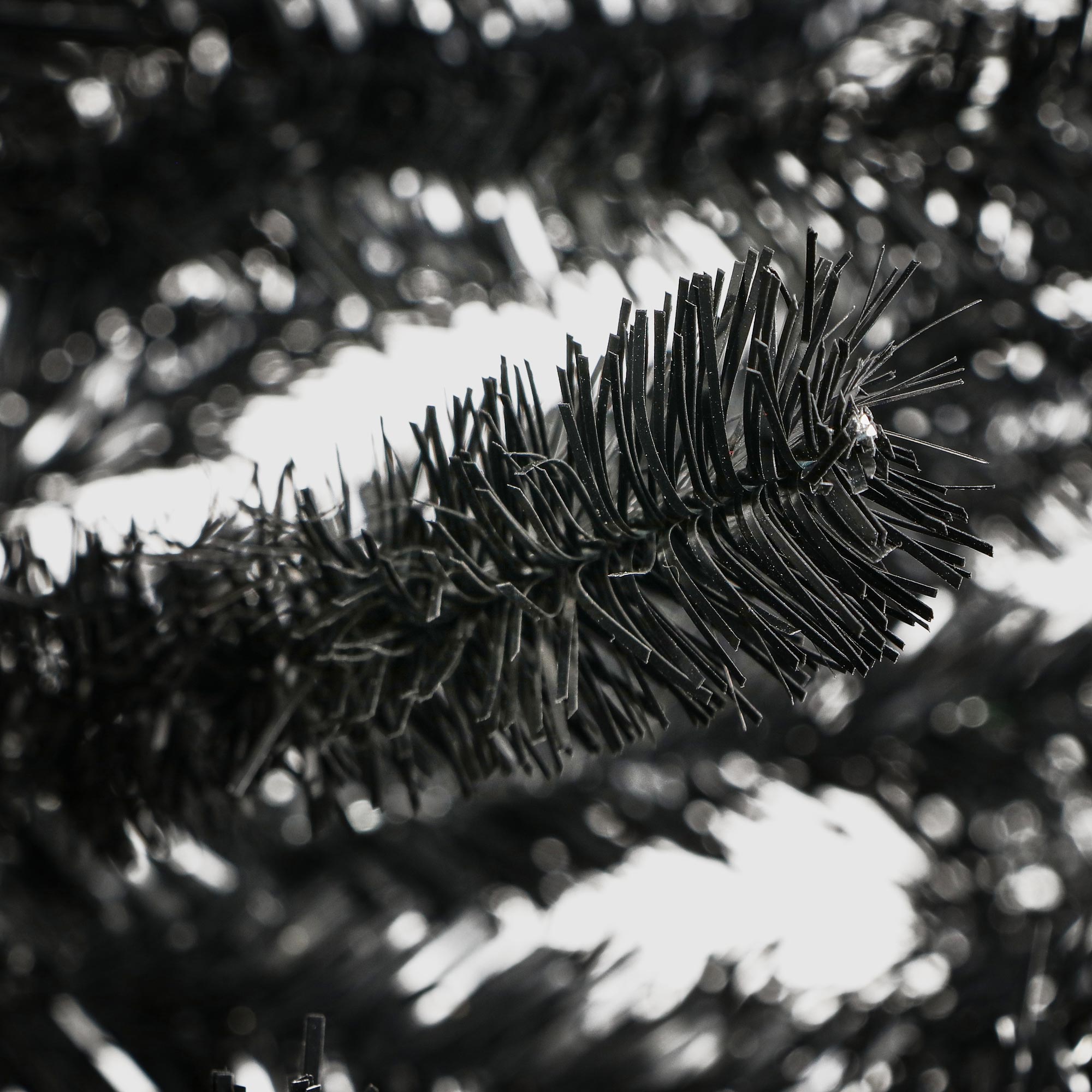Елка искусственная новогодняя Flora Блэк 240 см, цвет черный - фото 7