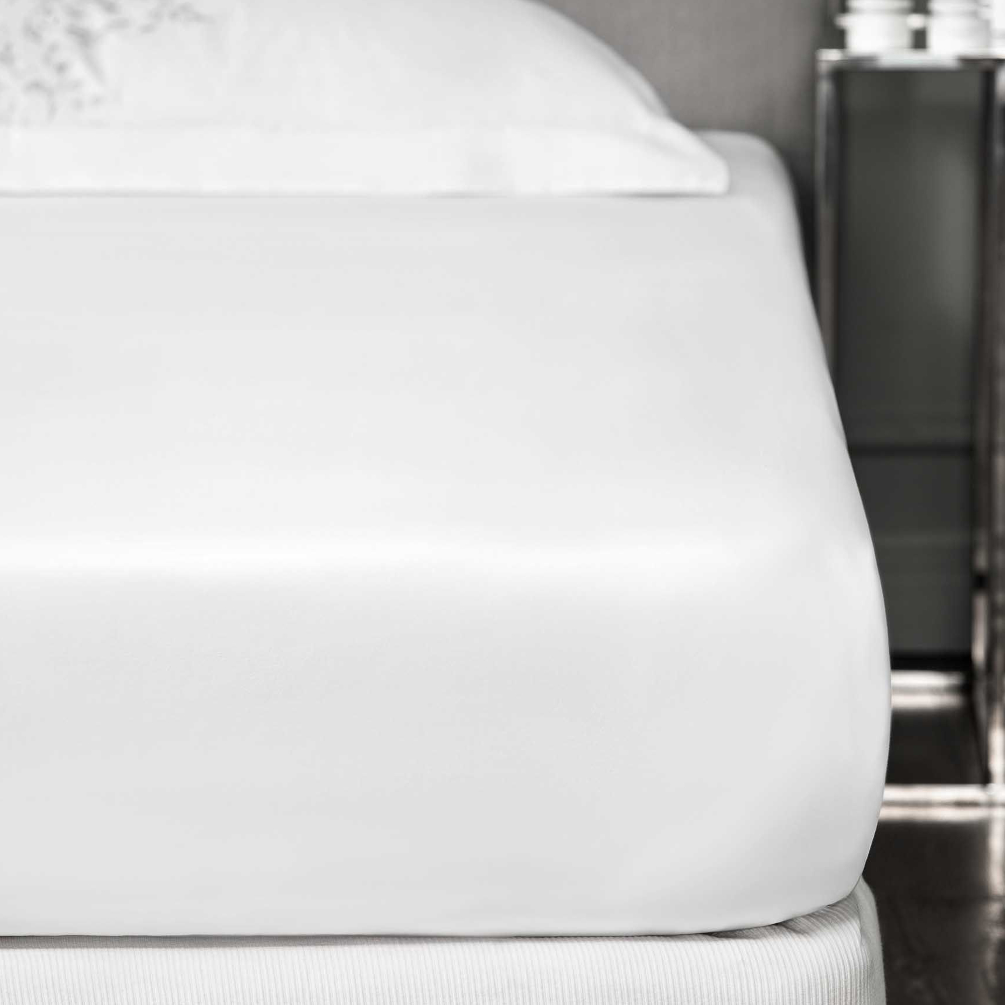 Комплект постельного белья Togas Амарис белый Полуторный, размер Полуторный - фото 8