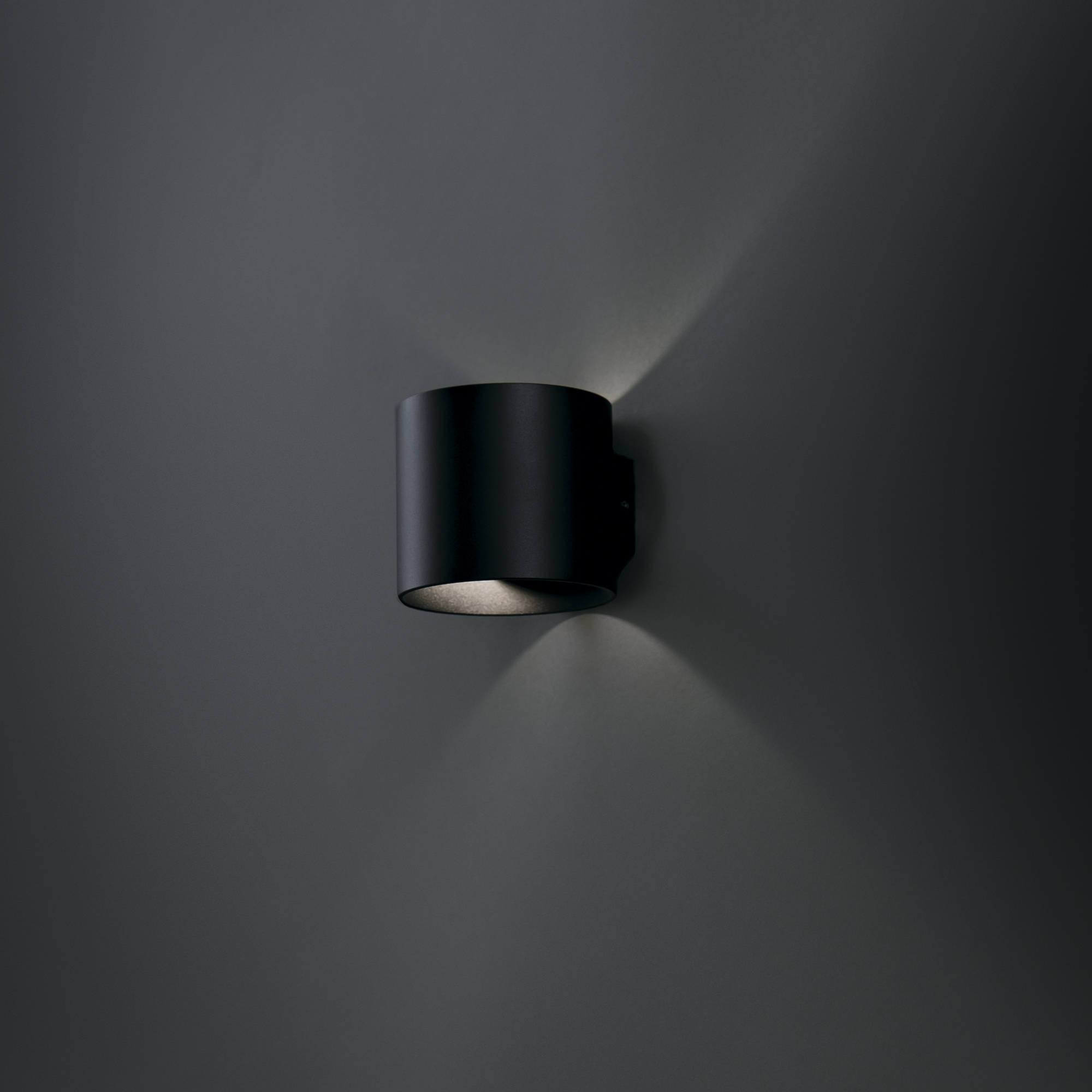 Светильник Maytoni настенный C066WL-01B, цвет черный - фото 4