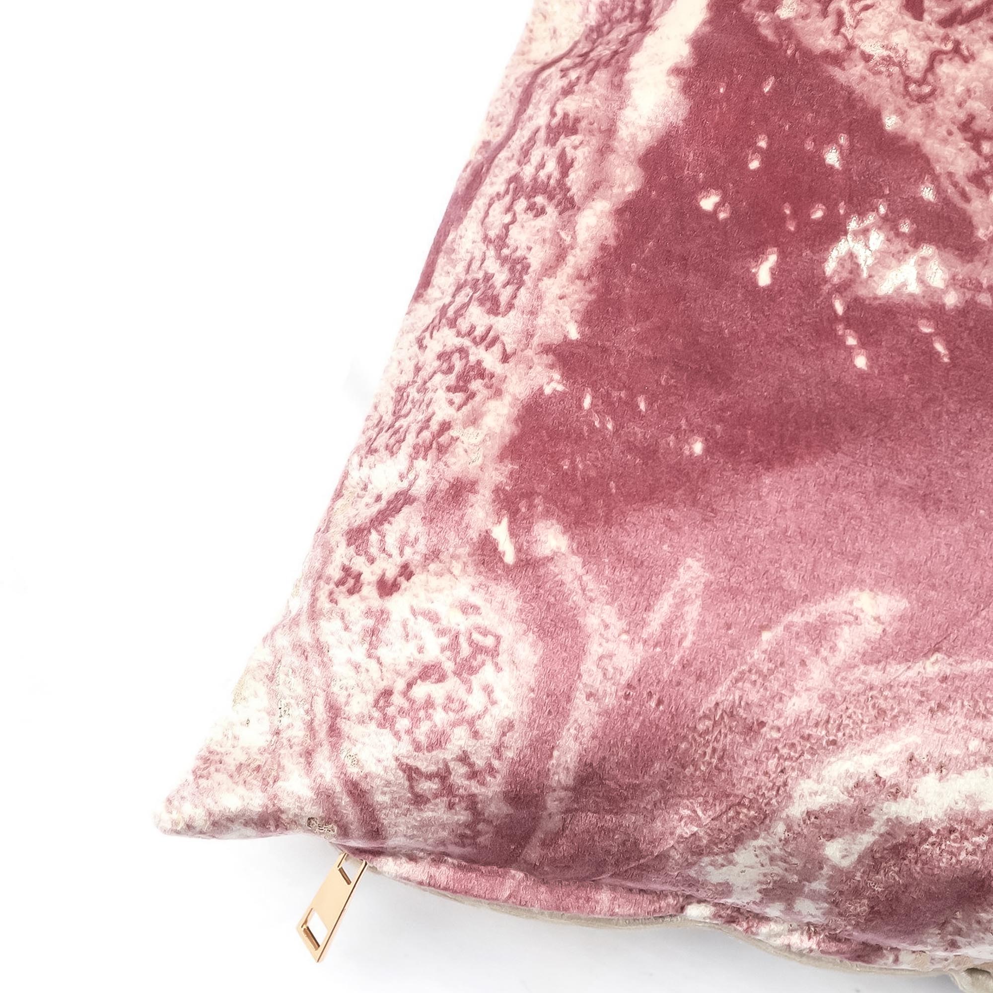 Подушка декоративная Sofi De Marko 45х45 мрамор розововый, цвет розовый - фото 5