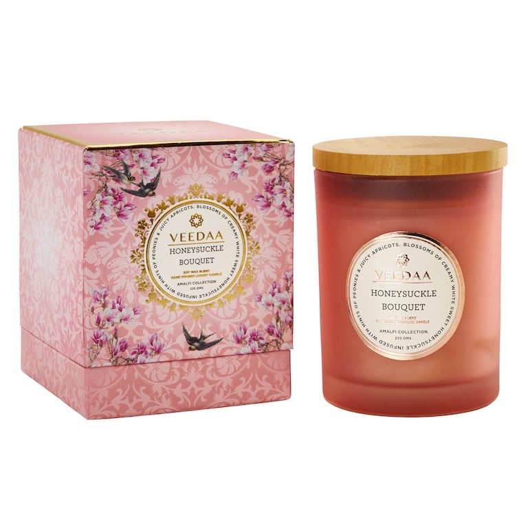 Свеча в стекле Veedaa Ruby Peony & Honeysuckle (8906136680012) свеча ароматическая 26 см 6 шт тонкая ruby mandarin bellini luxury white