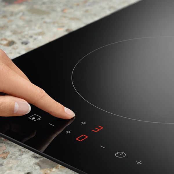 Варочная панель Electrolux LIT30230C