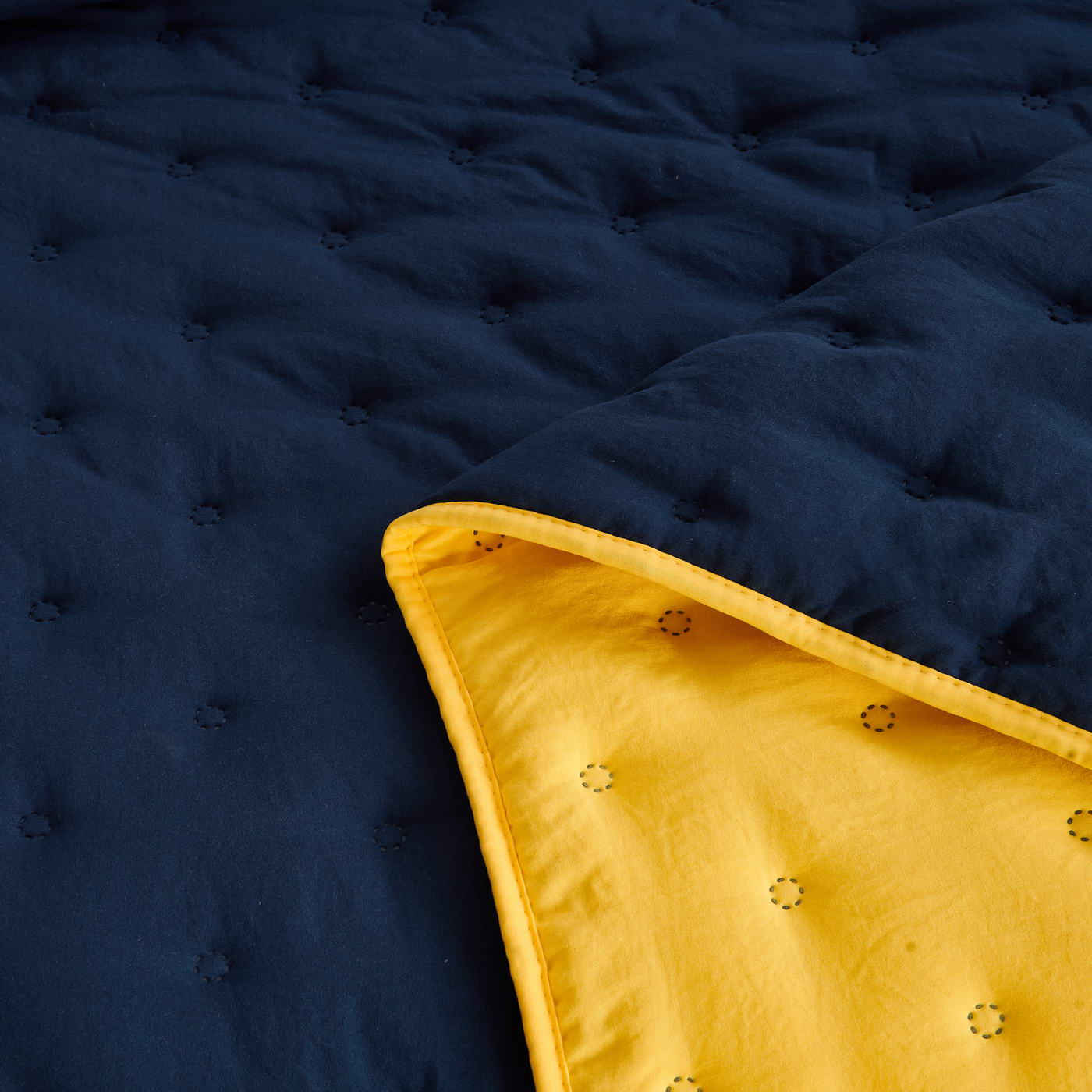 Покрывало с наволочкой Sofi De Marko Броуди №2 жёлтое с синим 230х250 см, цвет жёлтый - фото 4