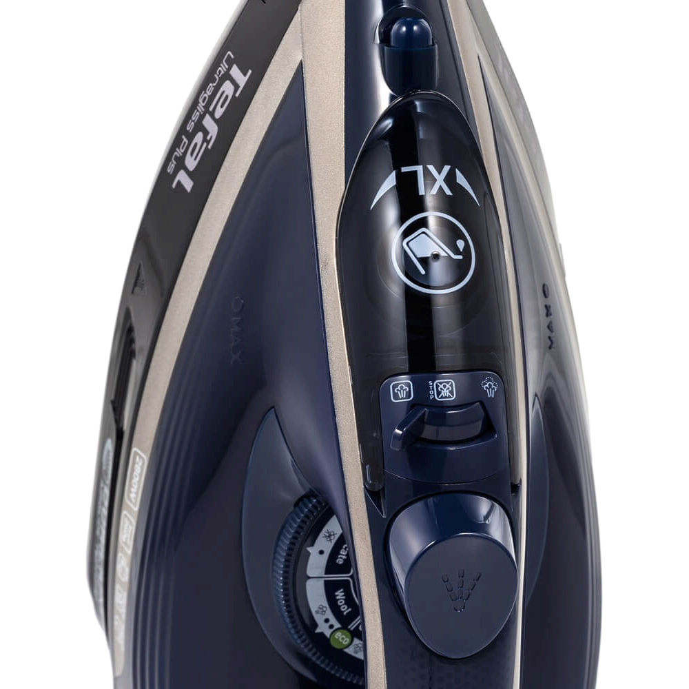 Утюг Tefal FV 6824E0