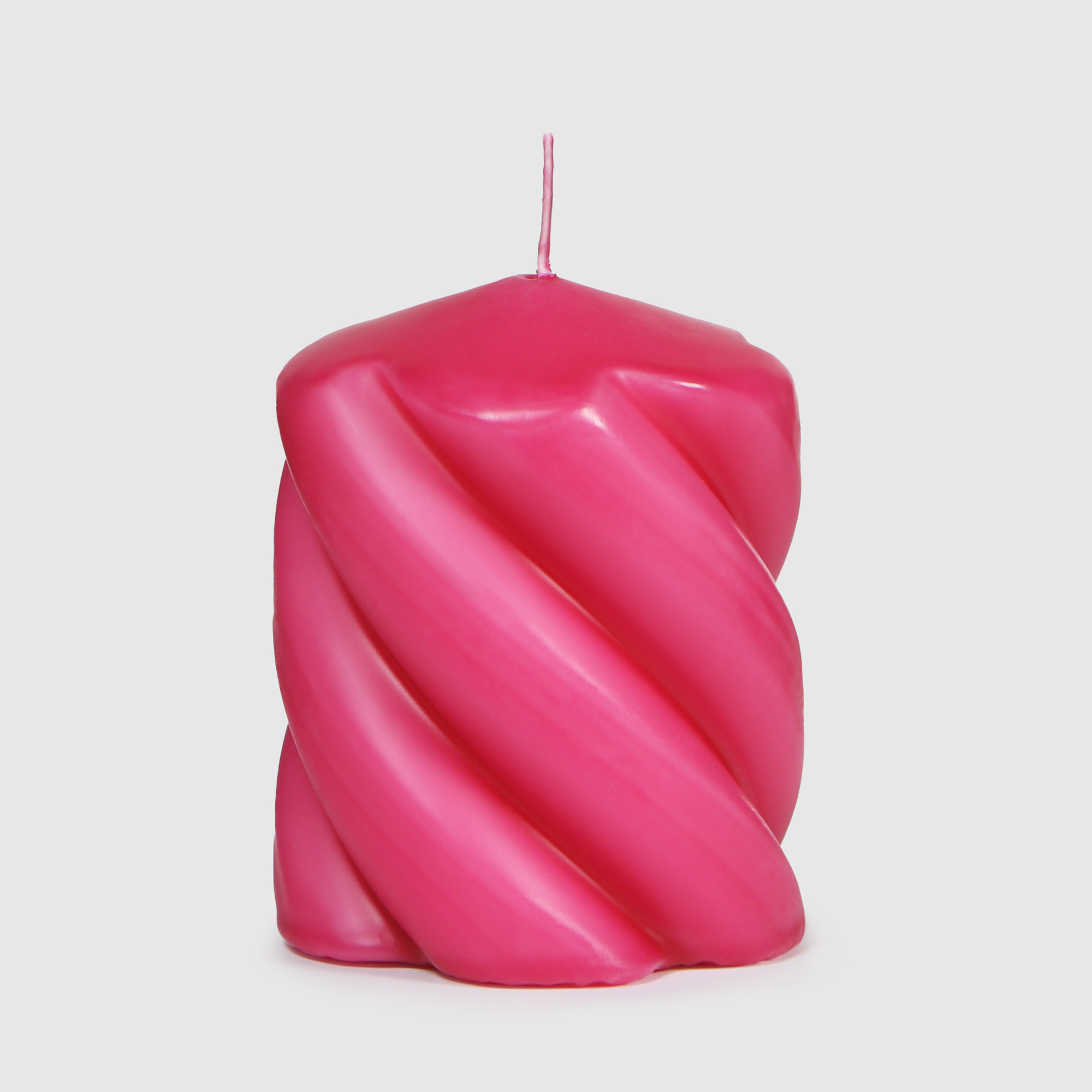 Свеча столбик витой Home Interiors розовый 8х10 см