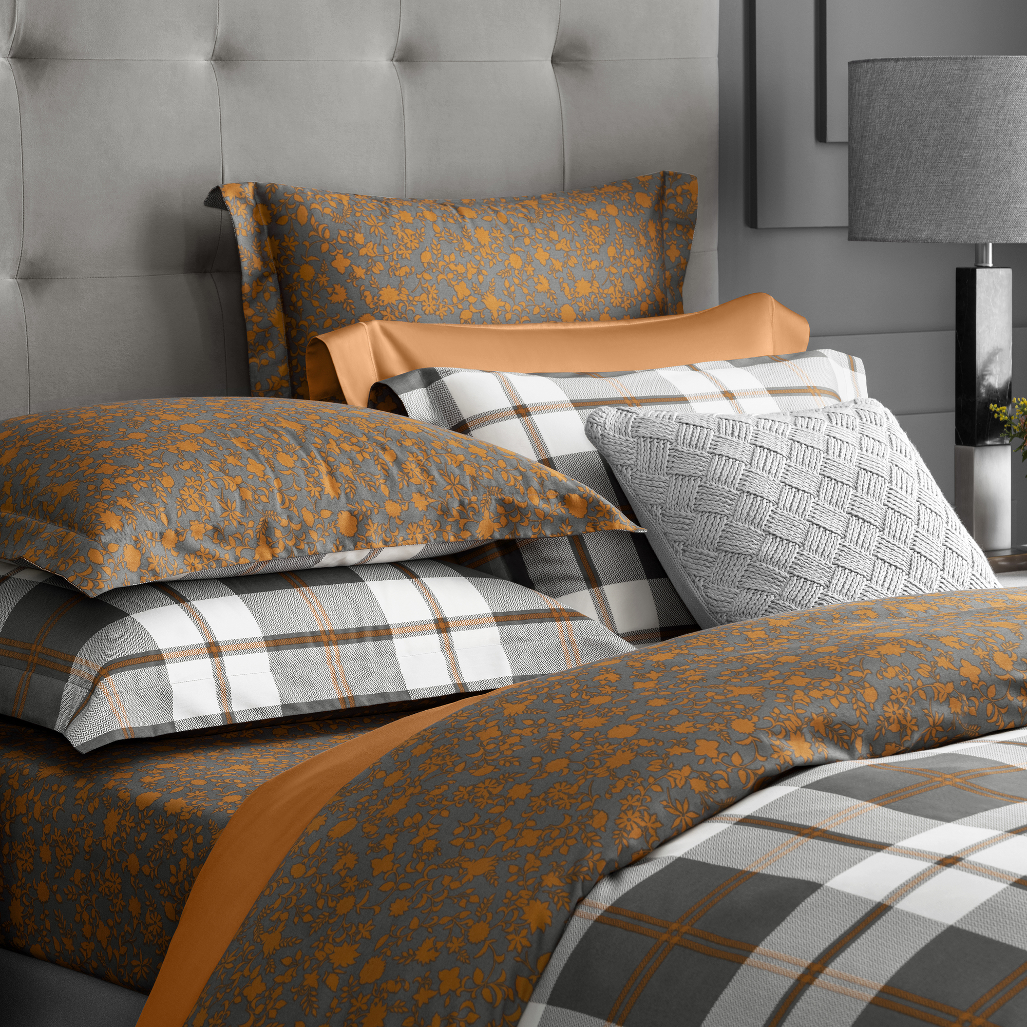 Комплект постельного белья Togas Корли Полуторный Серый/Оранжевый, размер Полуторный - фото 5