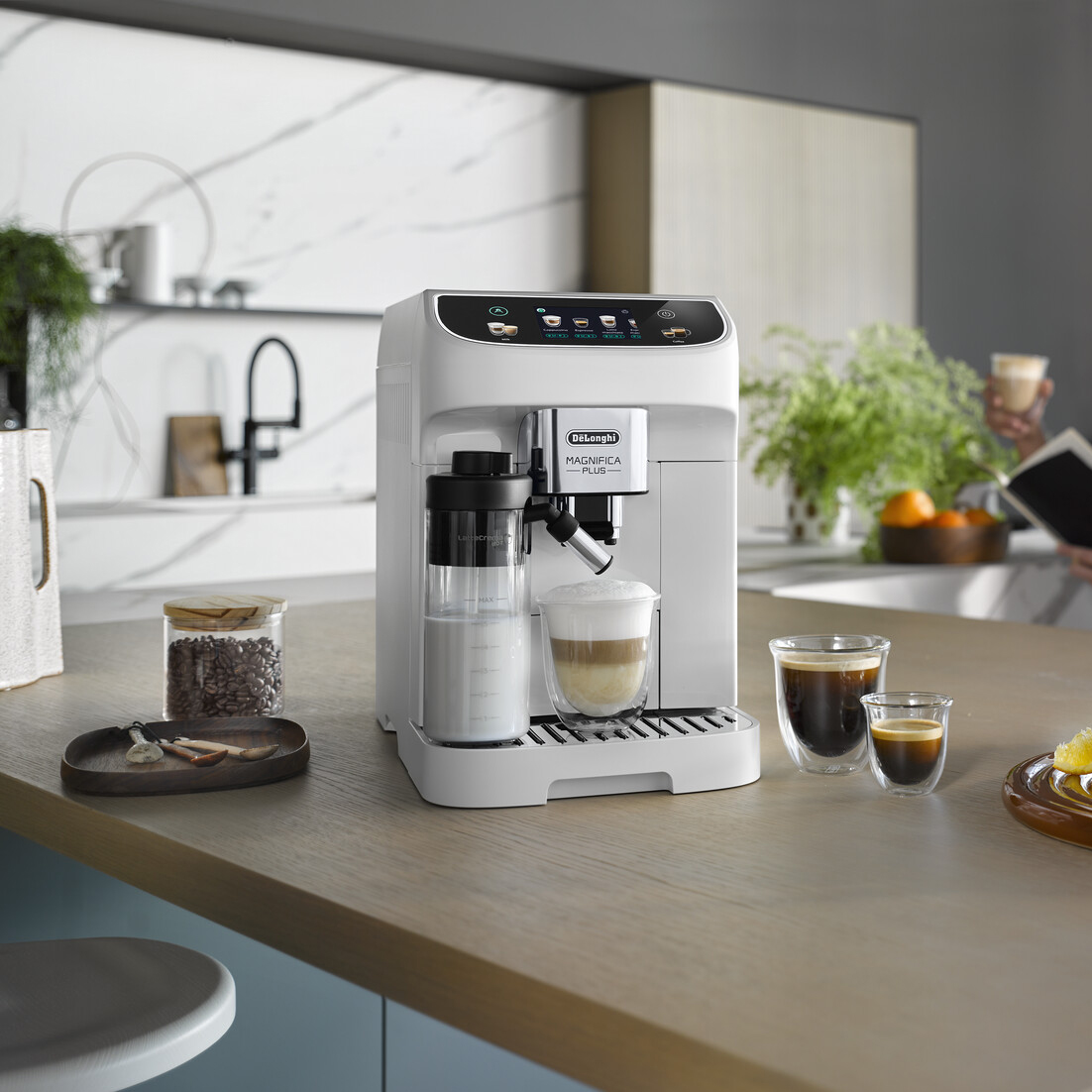 Кофемашина DeLonghi ECAM320.60.W белый