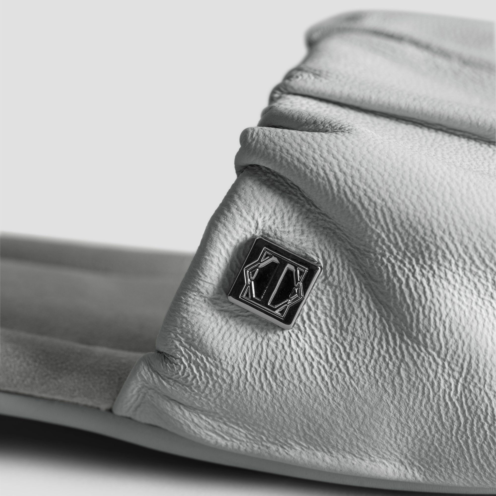 Тапочки Togas Амита серый женские кожаные р.36-37, размер 36-37 - фото 5