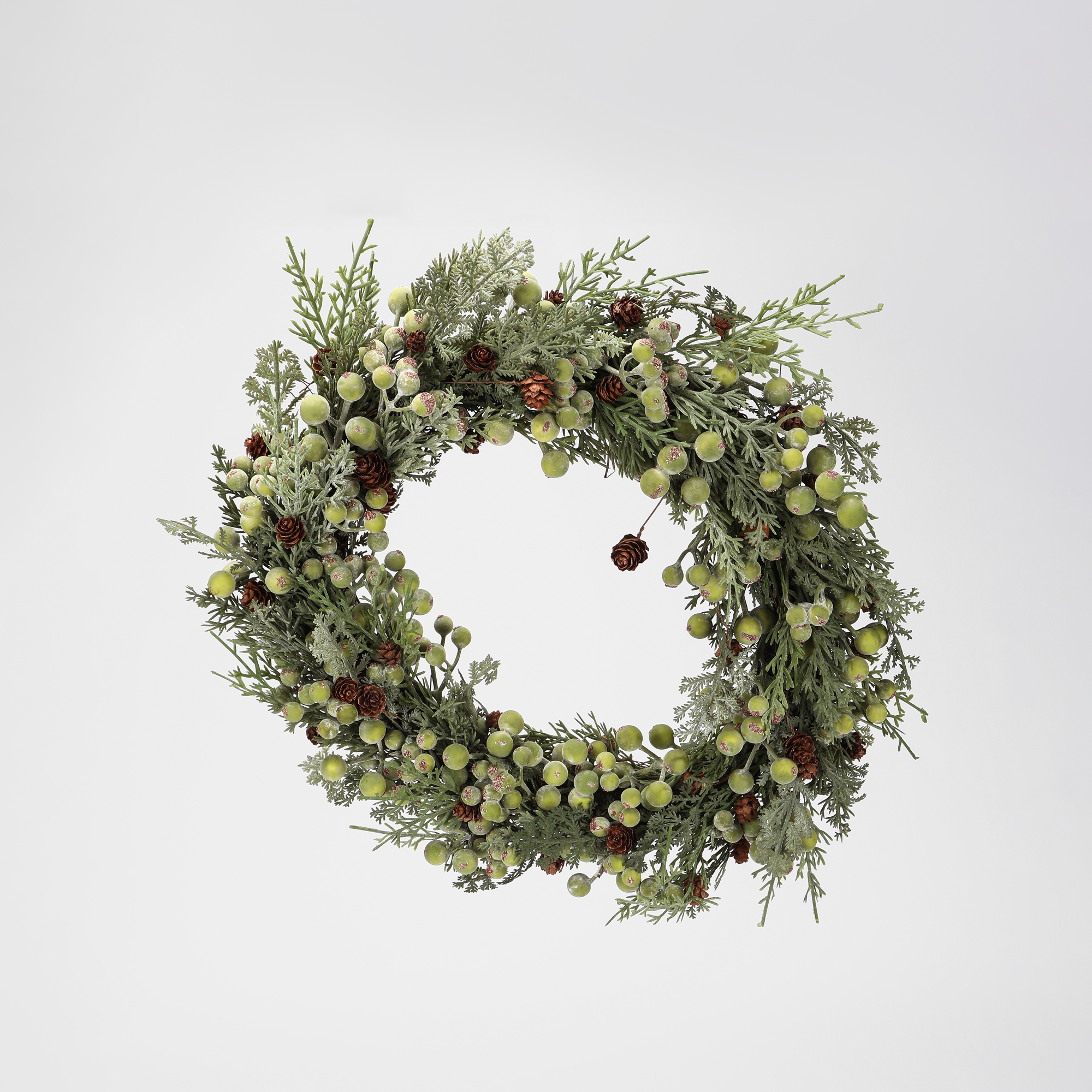 Венок New Jieyue с зелеными ягодами и шишками 45 см