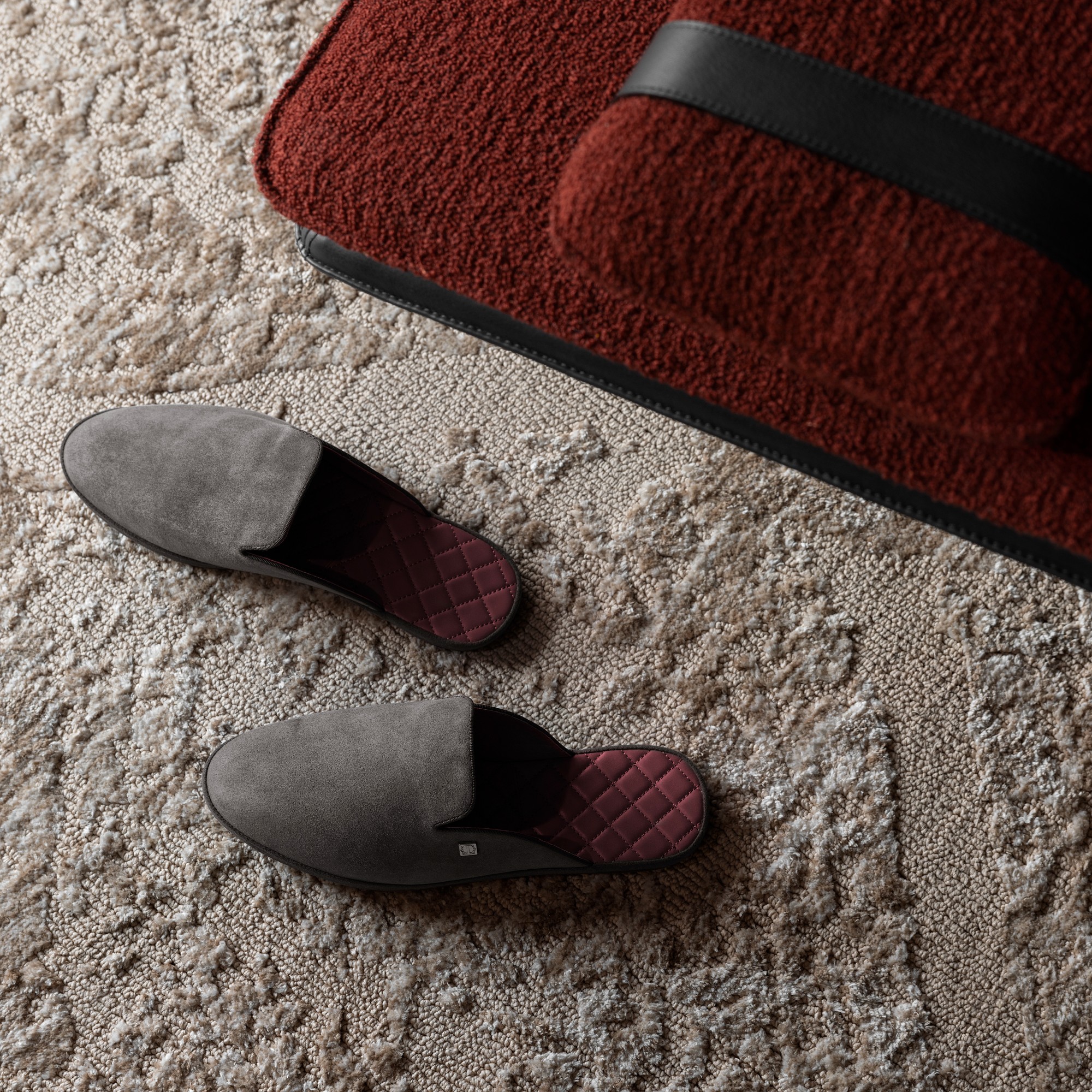 

Тапочки Togas Арьен серо-фиолетовые мужские р, Серый;фиолетовый