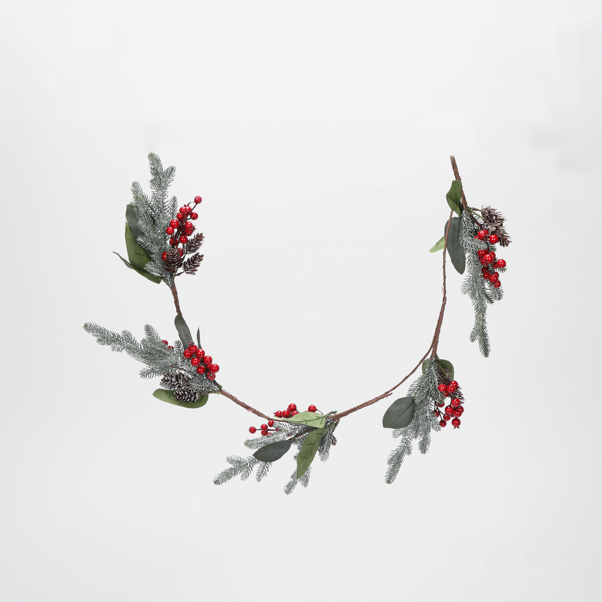 Гирлянда декоративная Mercury NY с ягодами 120 см 2790₽