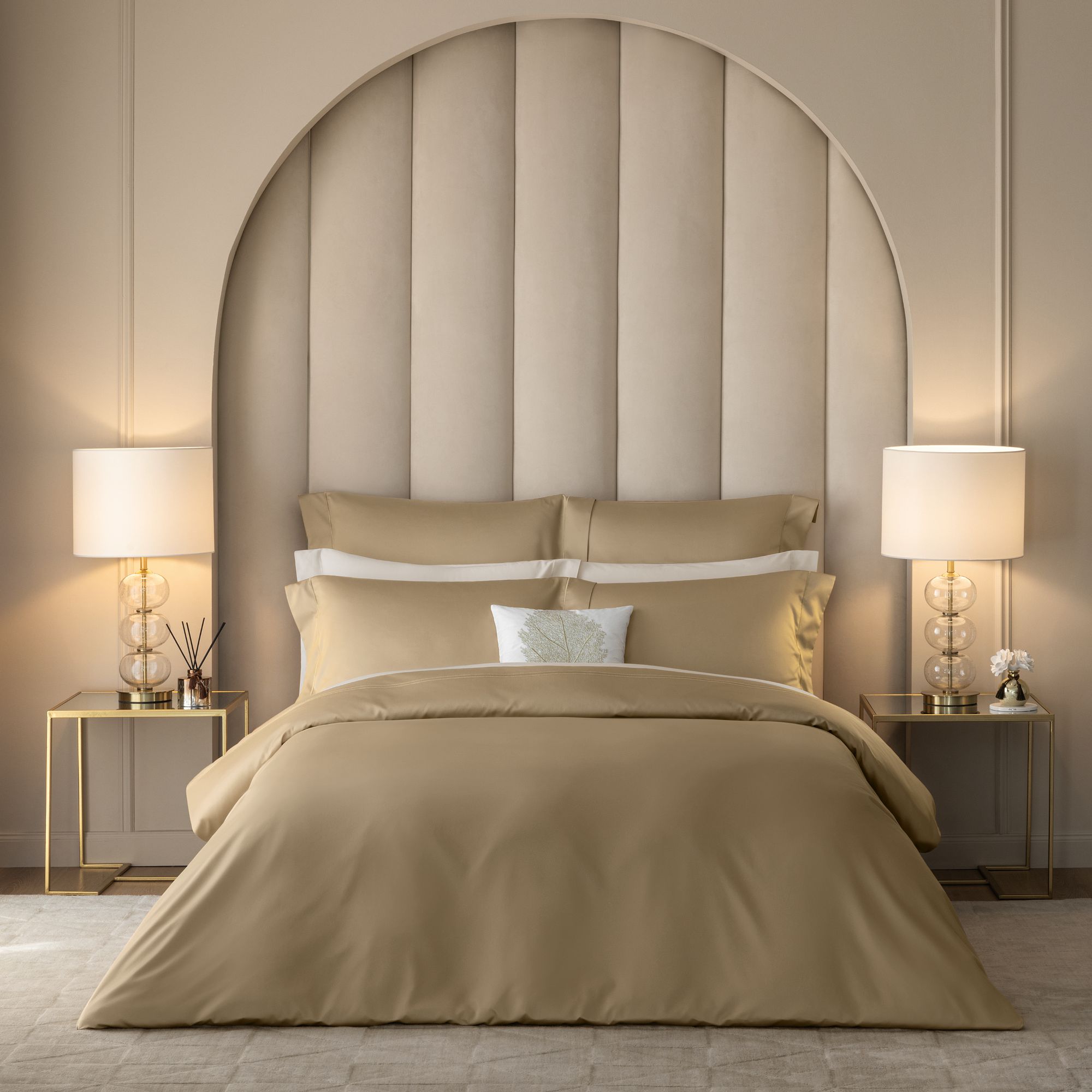 Комплект постельного белья Togas Тиада золотой Семейный 57899₽