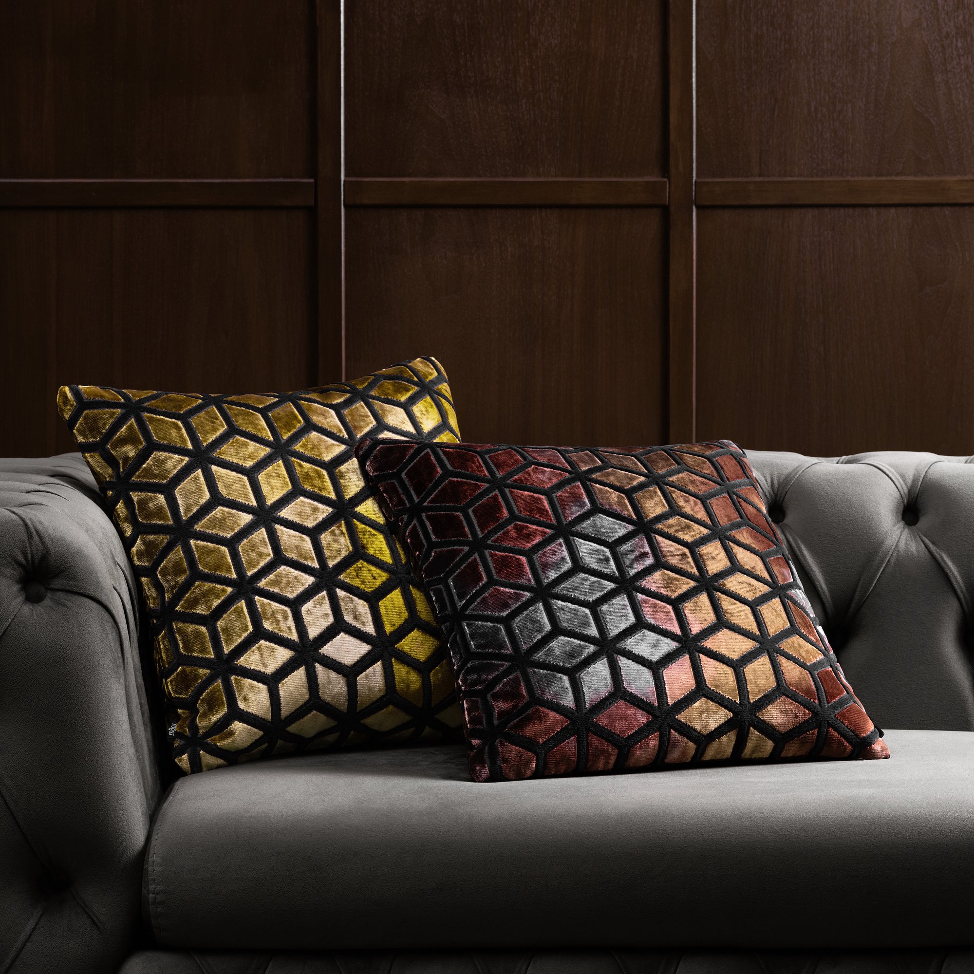 Подушка декоративная Togas Пилари оранжевый 47х47 см 3569₽