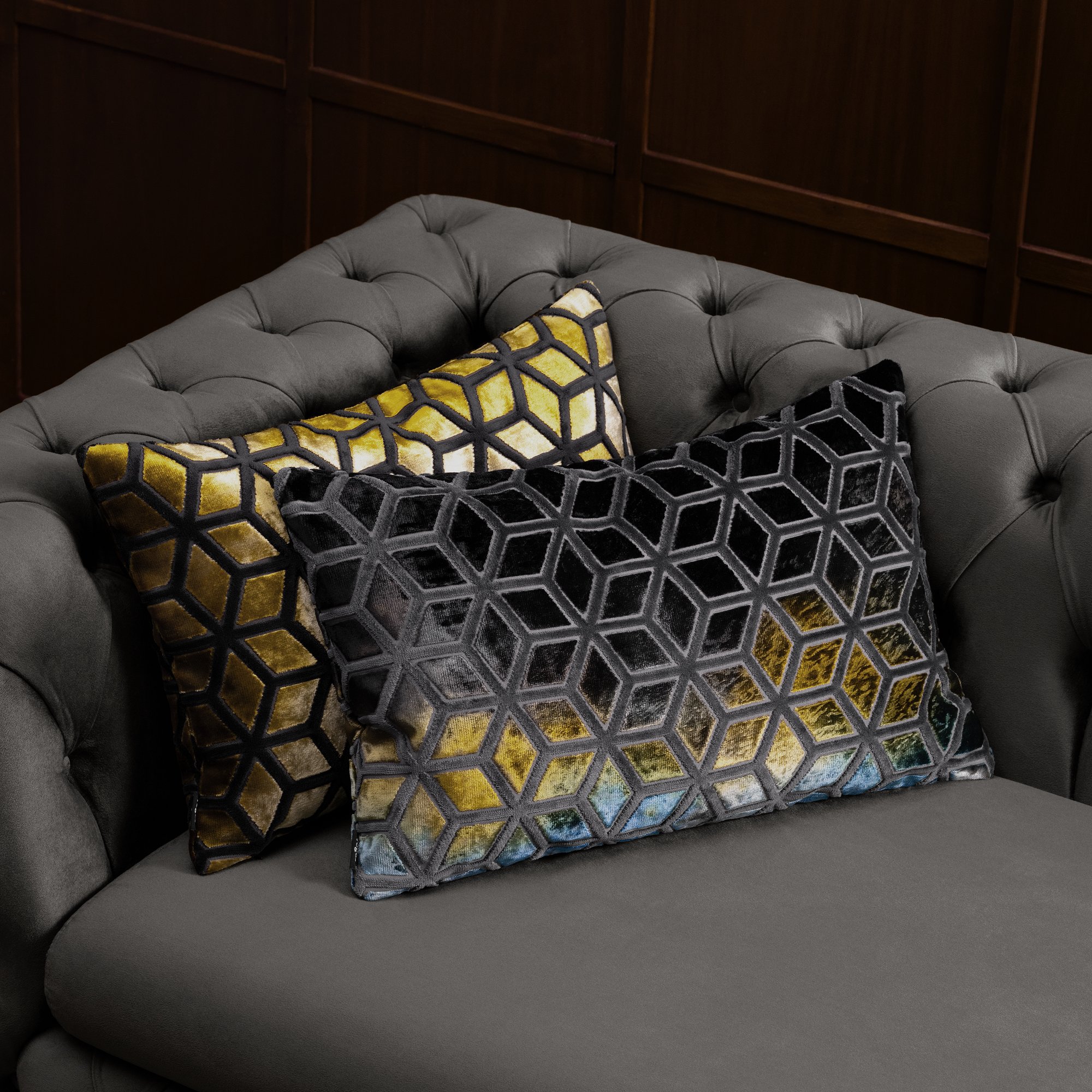 Подушка декоративная Togas Пилари синий 37х57 см 3569₽