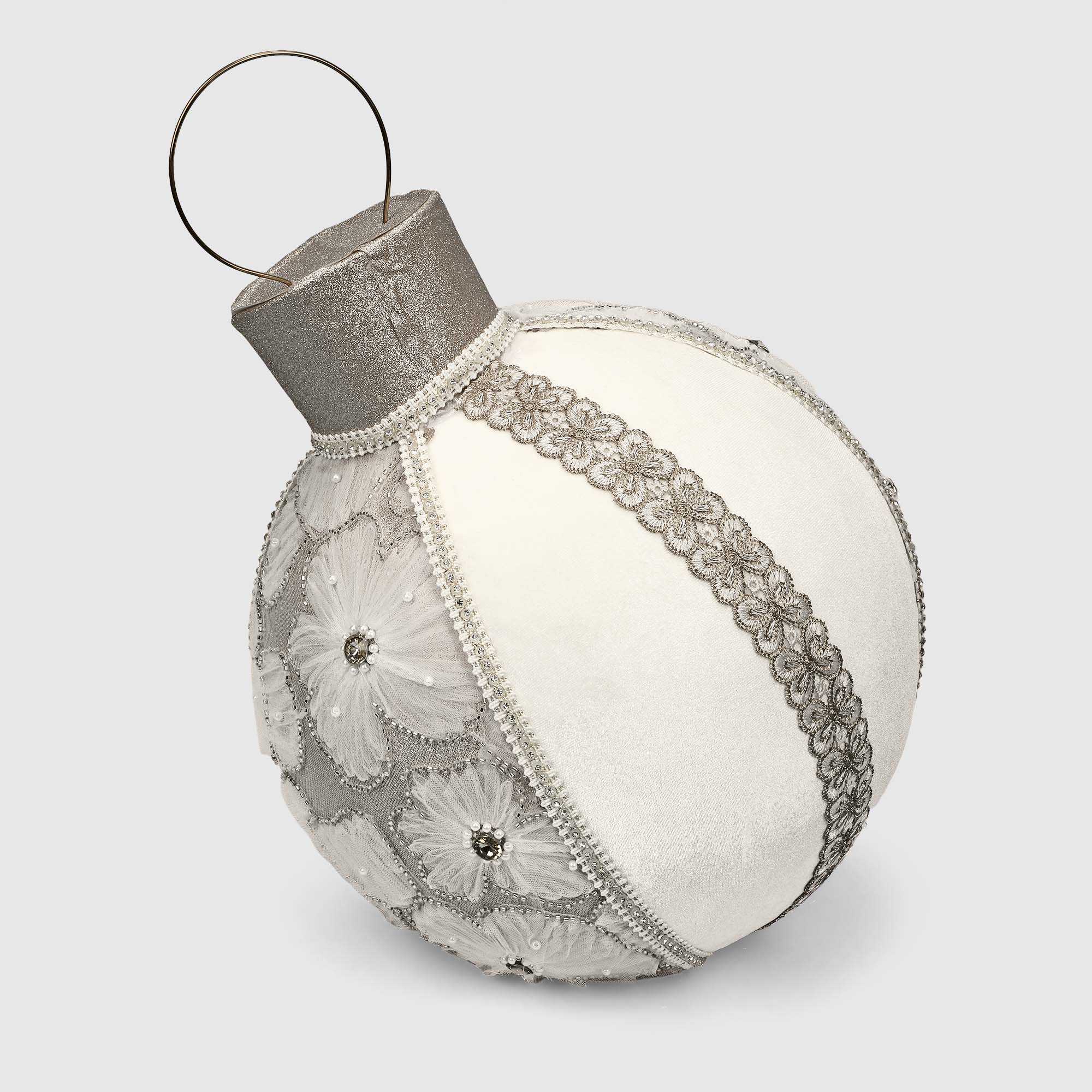 Украшение настольное James arts шар белый 32х29х39 см 3590₽