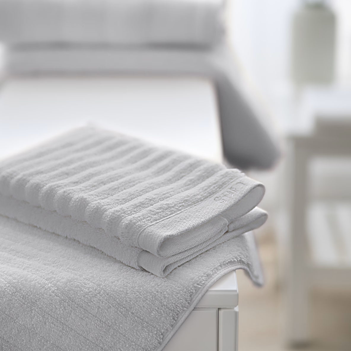 Полотенце Soft Silver Tactile Благородное серебро 30х50 см 1899₽