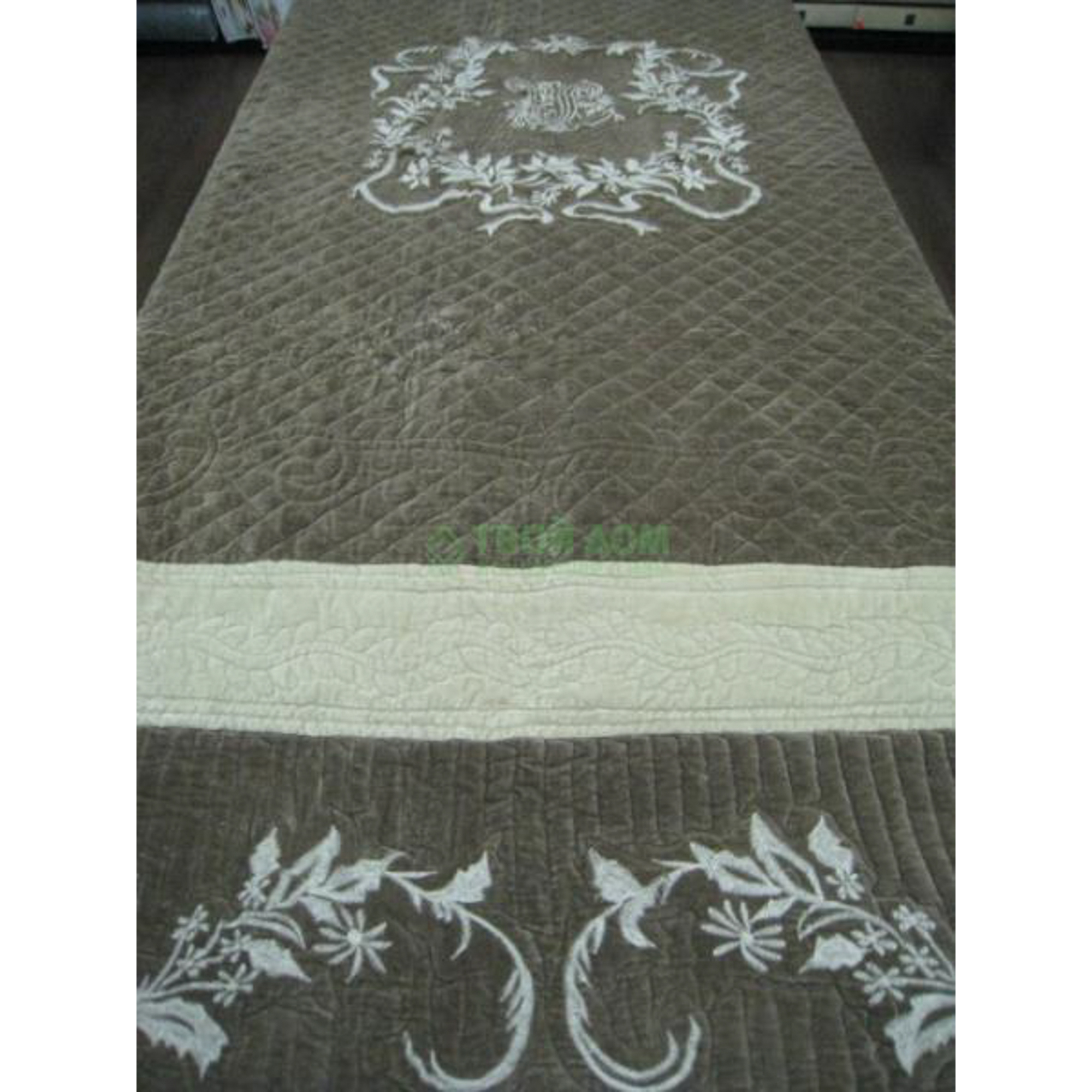 

Покрывало Laroche Б-ромео