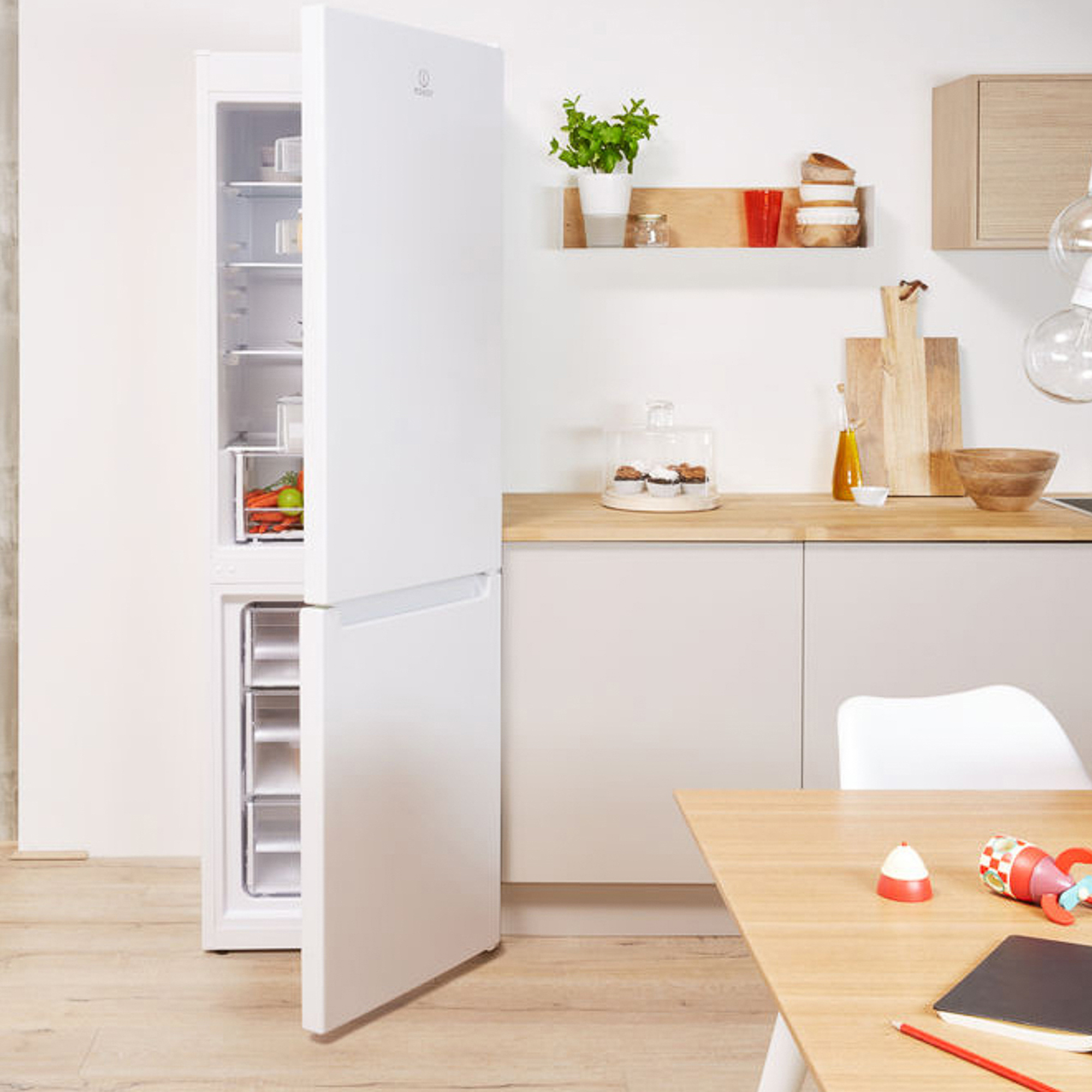 Холодильник Indesit DF 4180 W White, цвет белый F088602 - фото 6