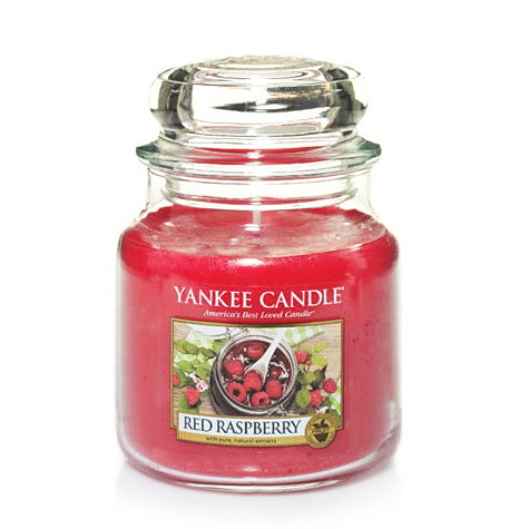 фото Аромасвеча в банке красная малина 1323187e yankee candle