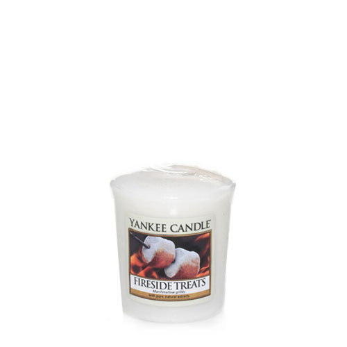 фото Аромасвеча для подсвечника yankee candle лакомства у камина 49 г