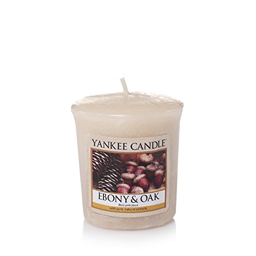 фото Аромасвеча для подсвечника yankee candle смола и дуб 49 г