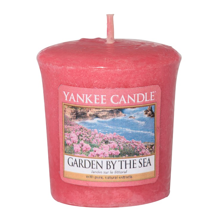 

Аромасвеча для подсвечника Yankee candle Сад на берегу моря 49 г