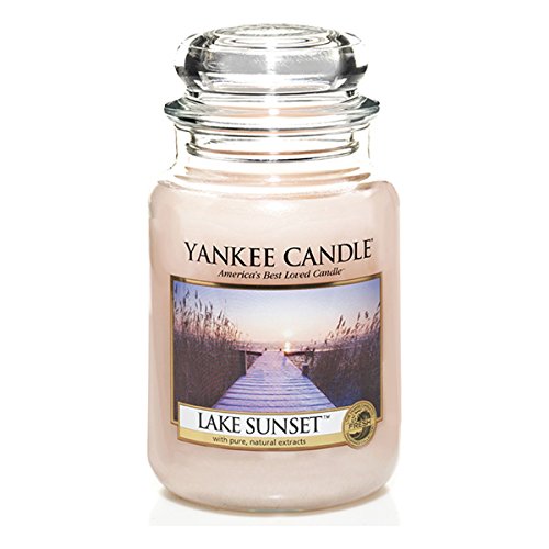 фото Ароматическая свеча yankee candle закат на озере (1270617e)