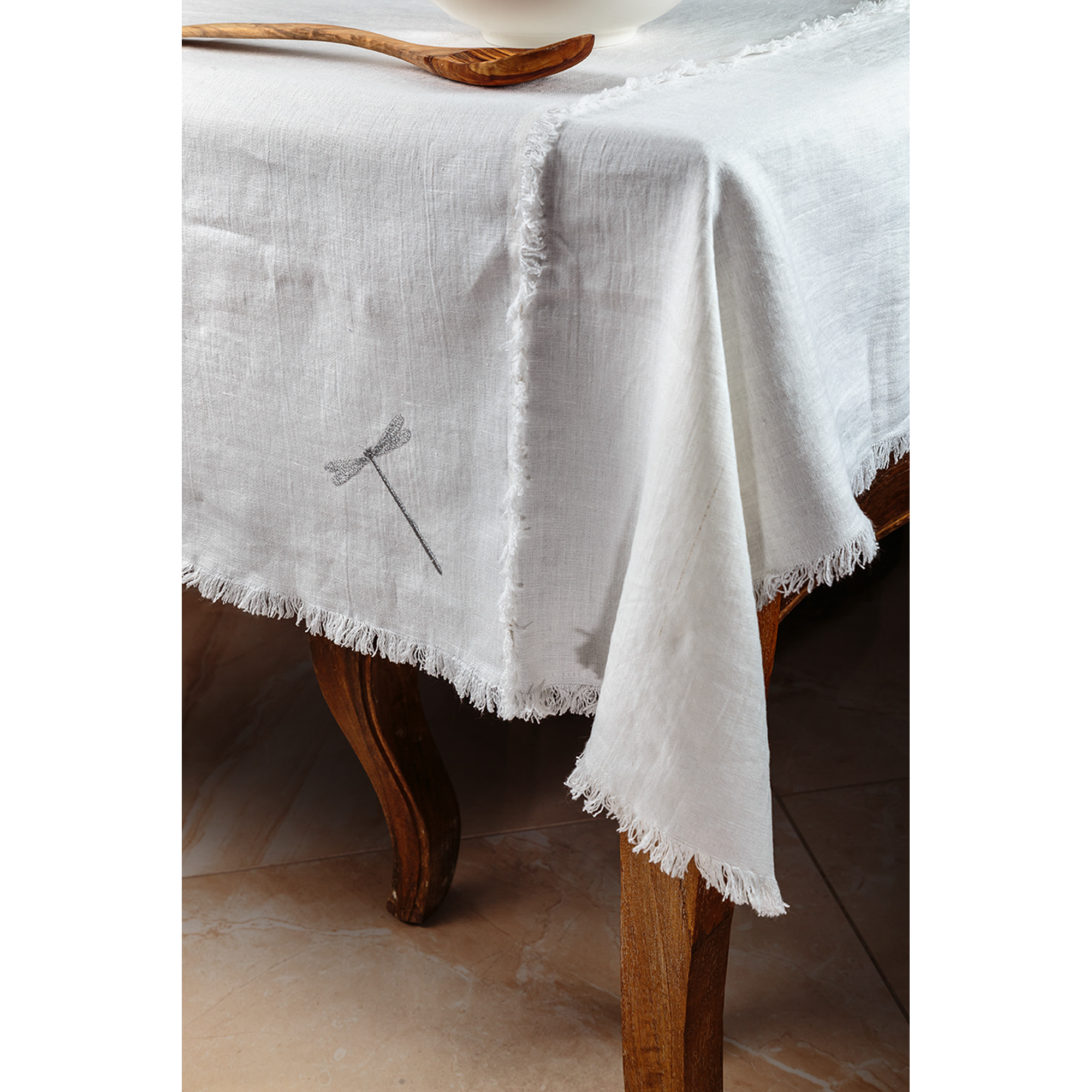 фото Скатерть с вышивкой saint linen (12010)