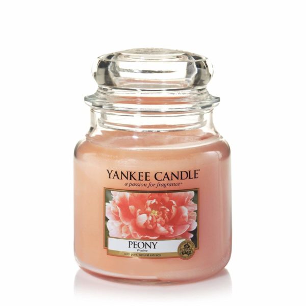 фото Ароматическая свеча yankee candle средняя пион 411 г