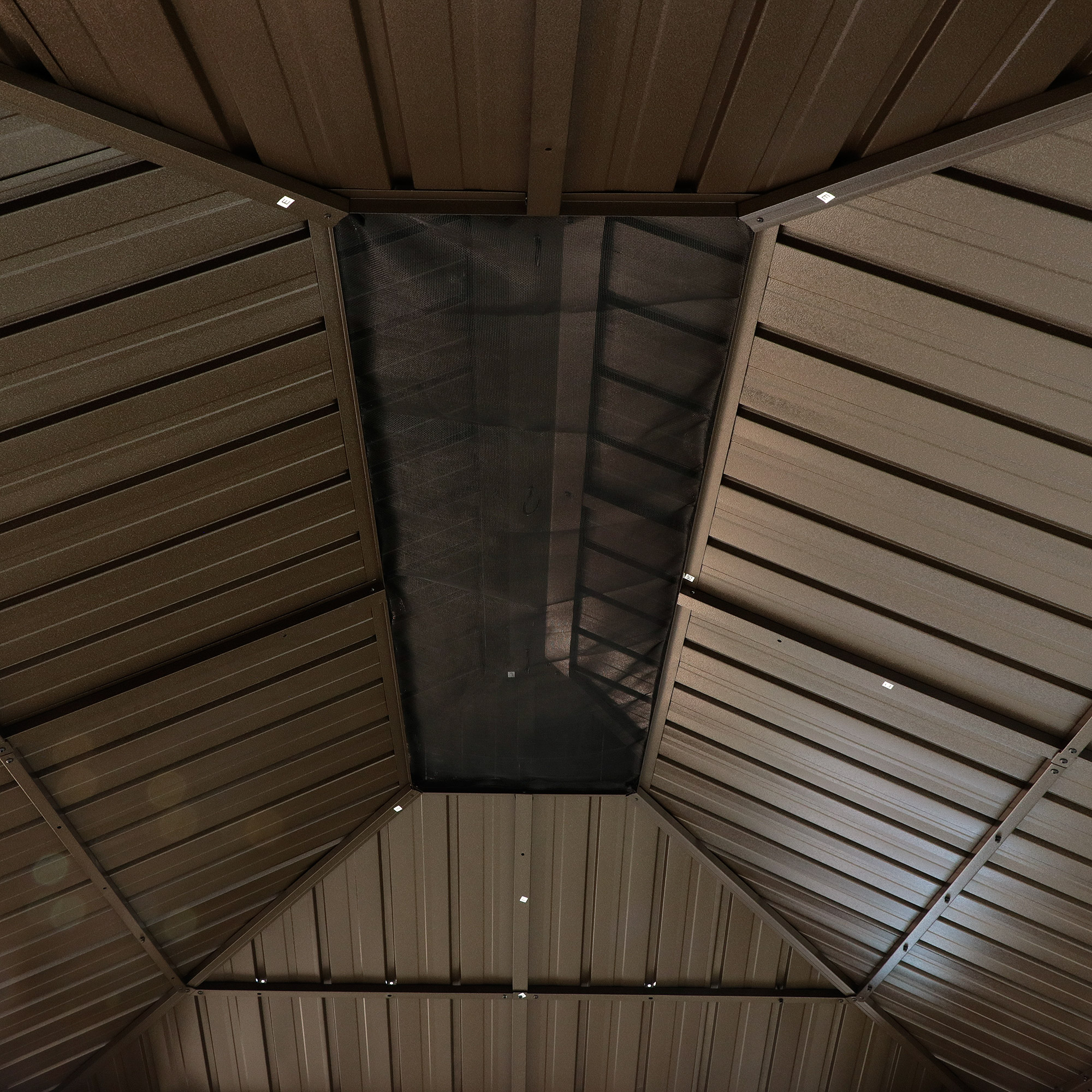 фото Шатер insense 3х4.25м с оцинкованной металл.крышей