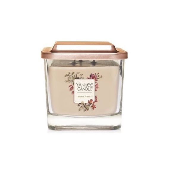 фото Свеча ароматическая yankee candle elevation бархатный лес