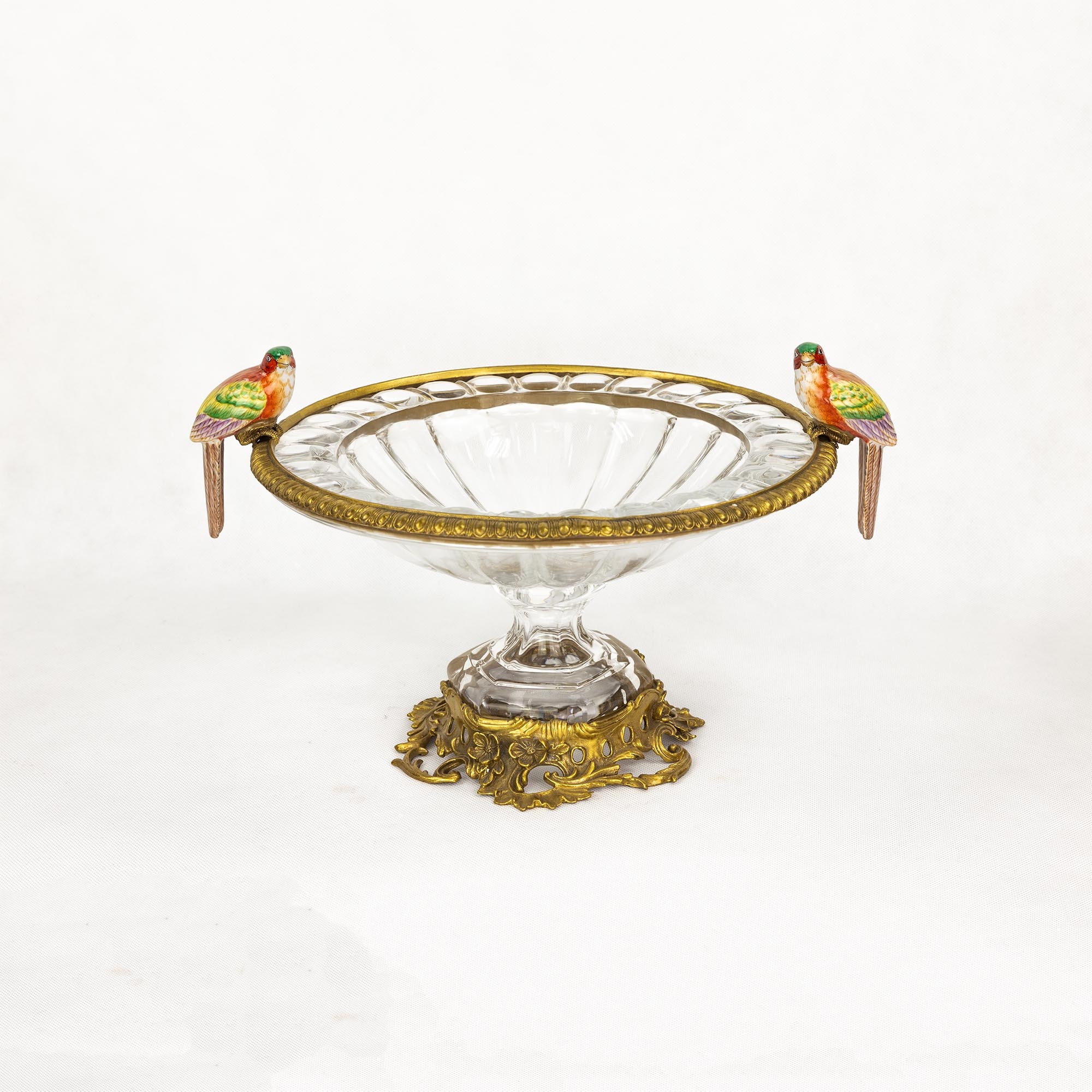 Чаша стеклянная с бронзой и фарфоровыми птичками  41х34х25см  Wah luen handicraft