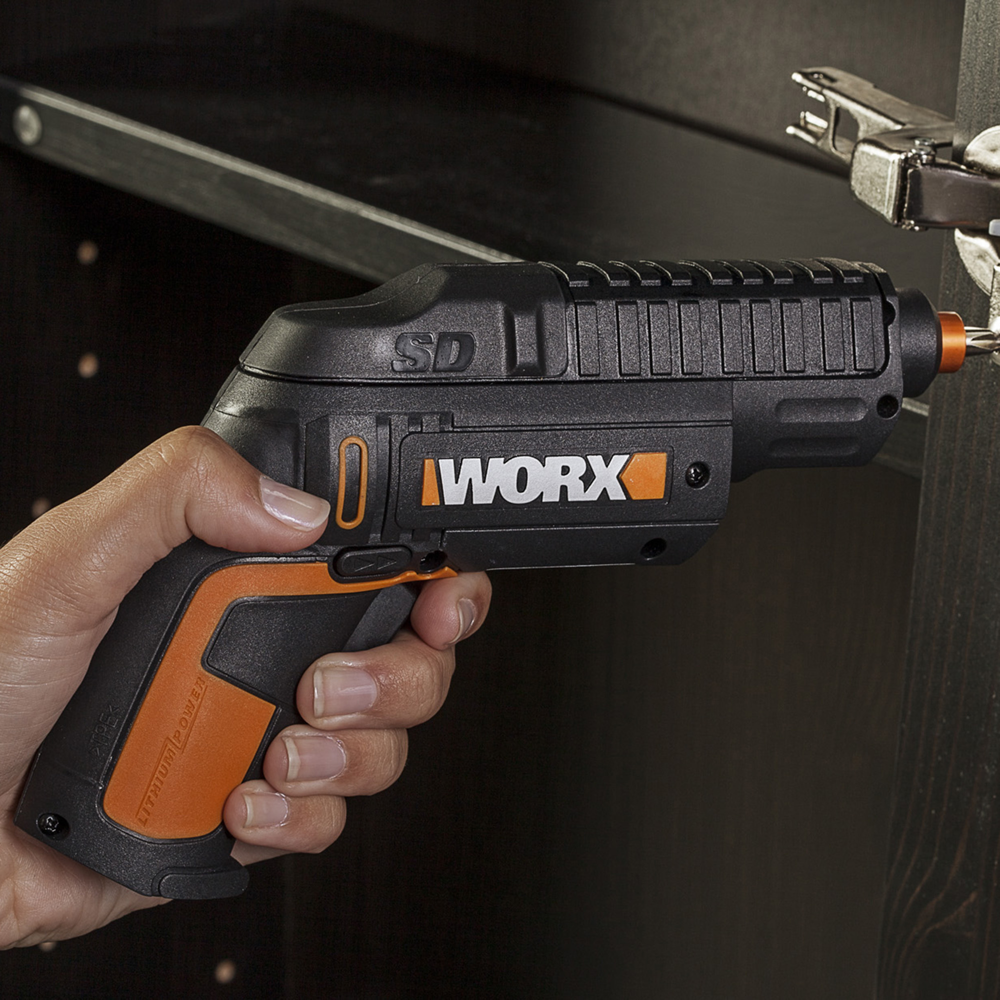 Отвертка аккумуляторная WORX WX2544