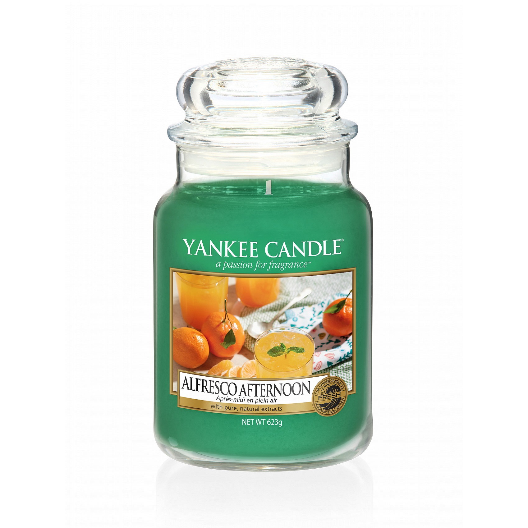 фото Аромасвеча yankee candle вечер на свежем воздухе 16,8 см