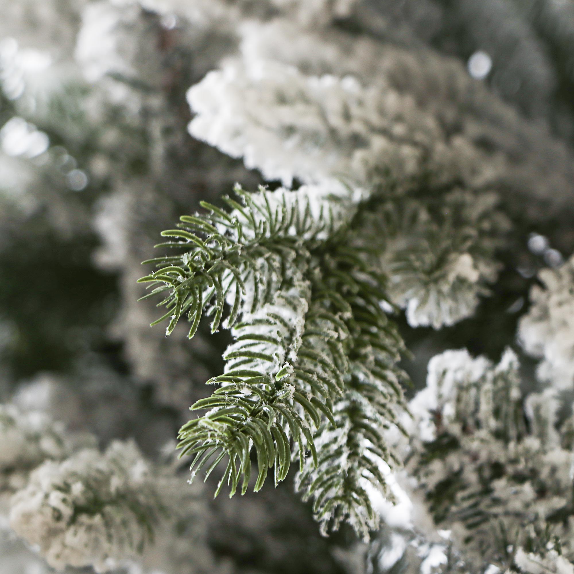 Ель новогодняя National tree hamilton spruce заснеженная 210 см, цвет зеленый - фото 5