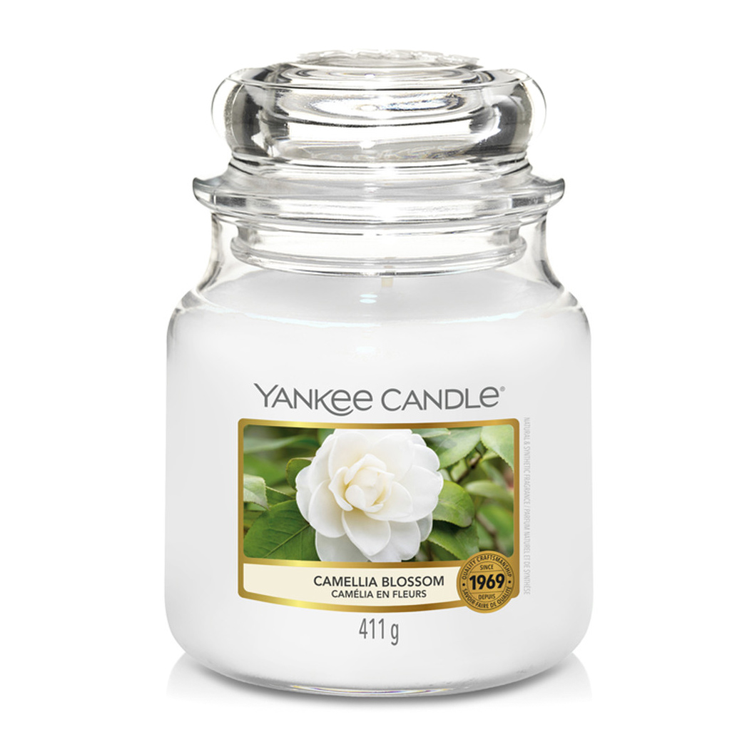 фото Свеча средняя yankee candle цветок камелии