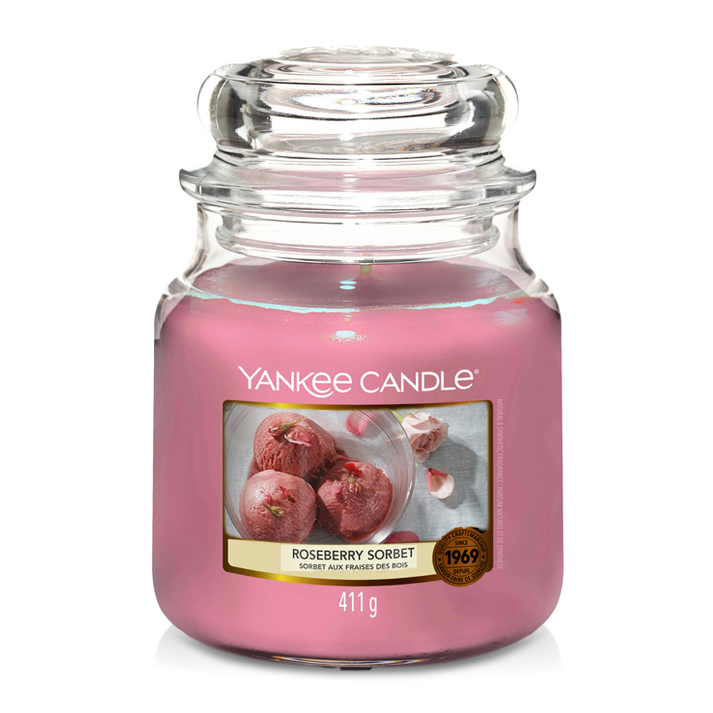 фото Свеча средняя yankee candle земляничный сорбет