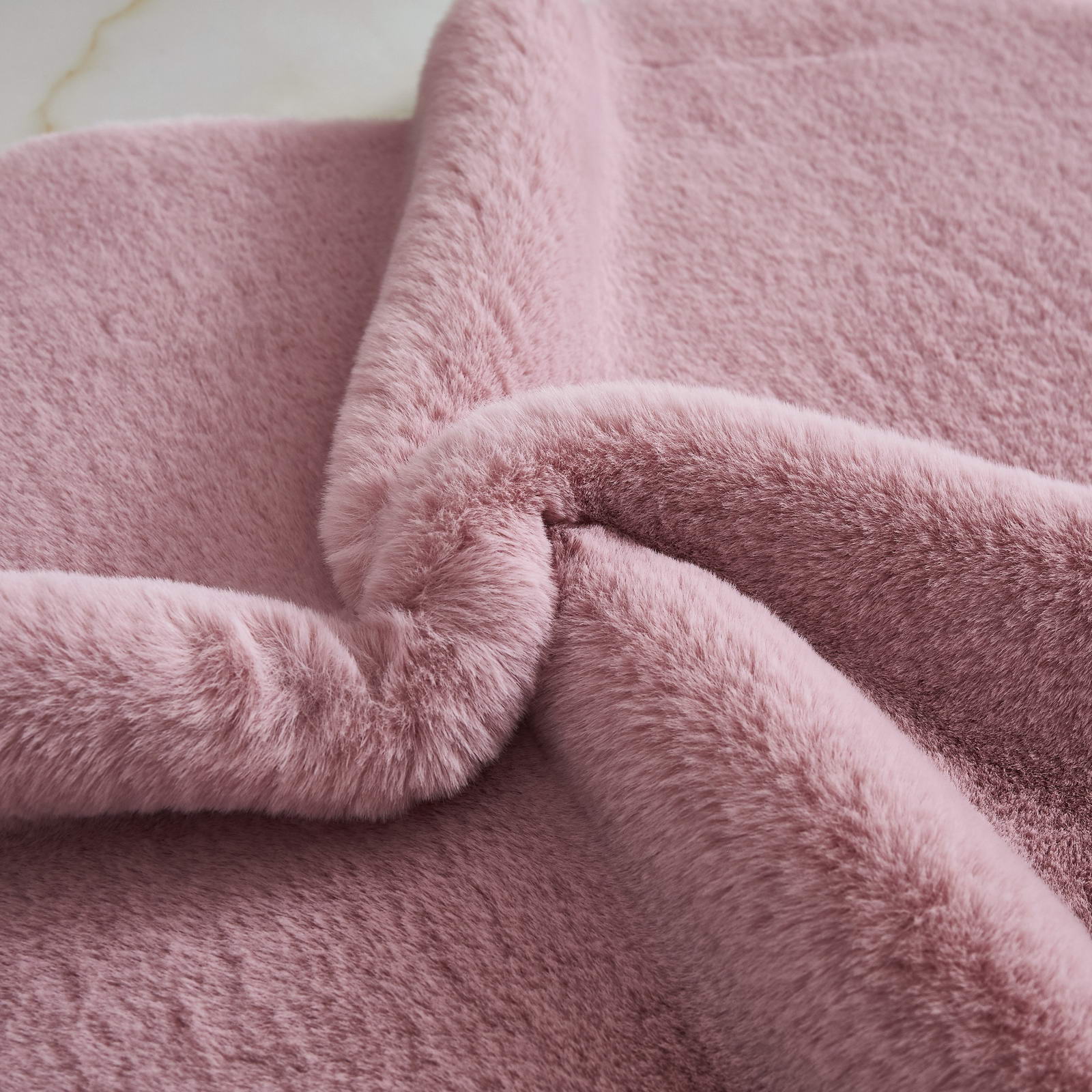 фото Коврик плюшевый sofi de marko пудра 60х90 см