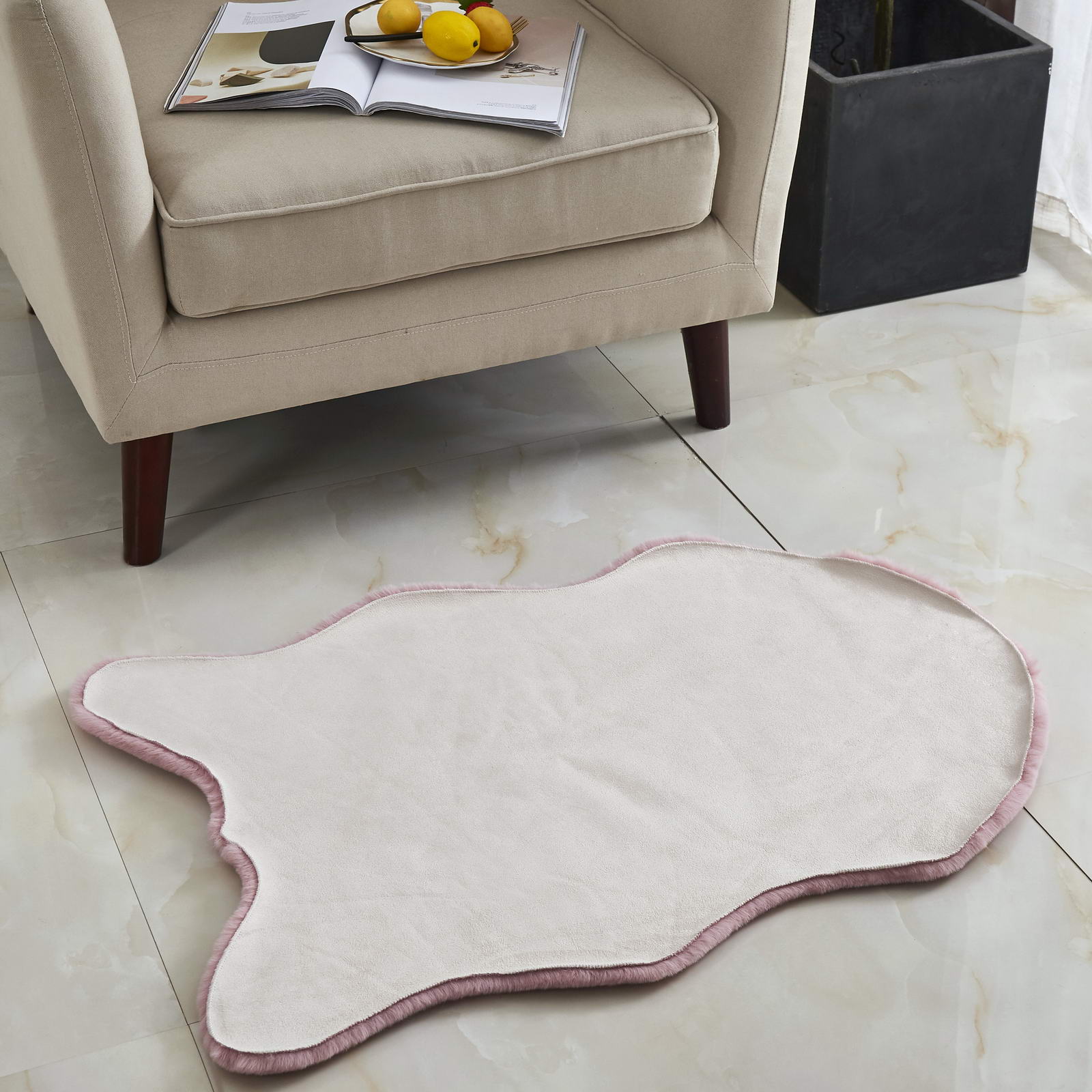 фото Коврик плюшевый sofi de marko пудра 60х90 см