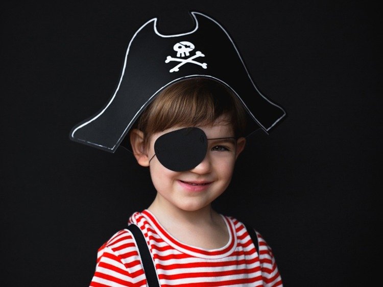 фото Шляпа и повязка на глаз party deco пиратская