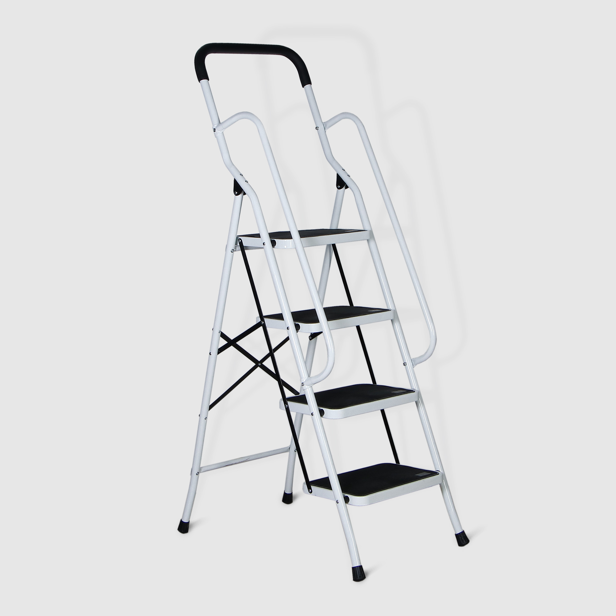 Стремянка Xiner Ladder стальная 4 ступени 1,55 м