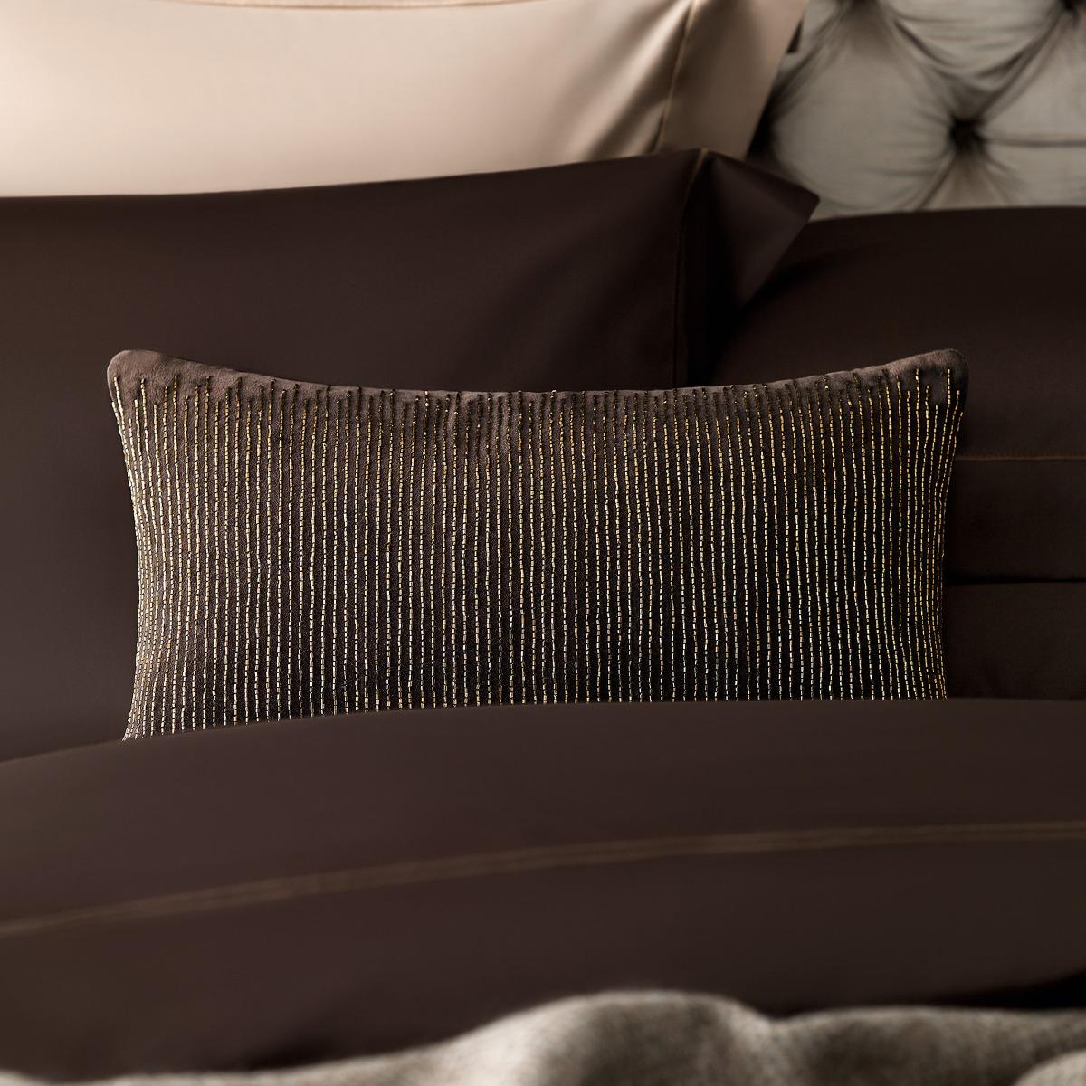 Подушка декоративная Togas элсмир коричневая 30x50, 1 пр, цвет коричневый - фото 1