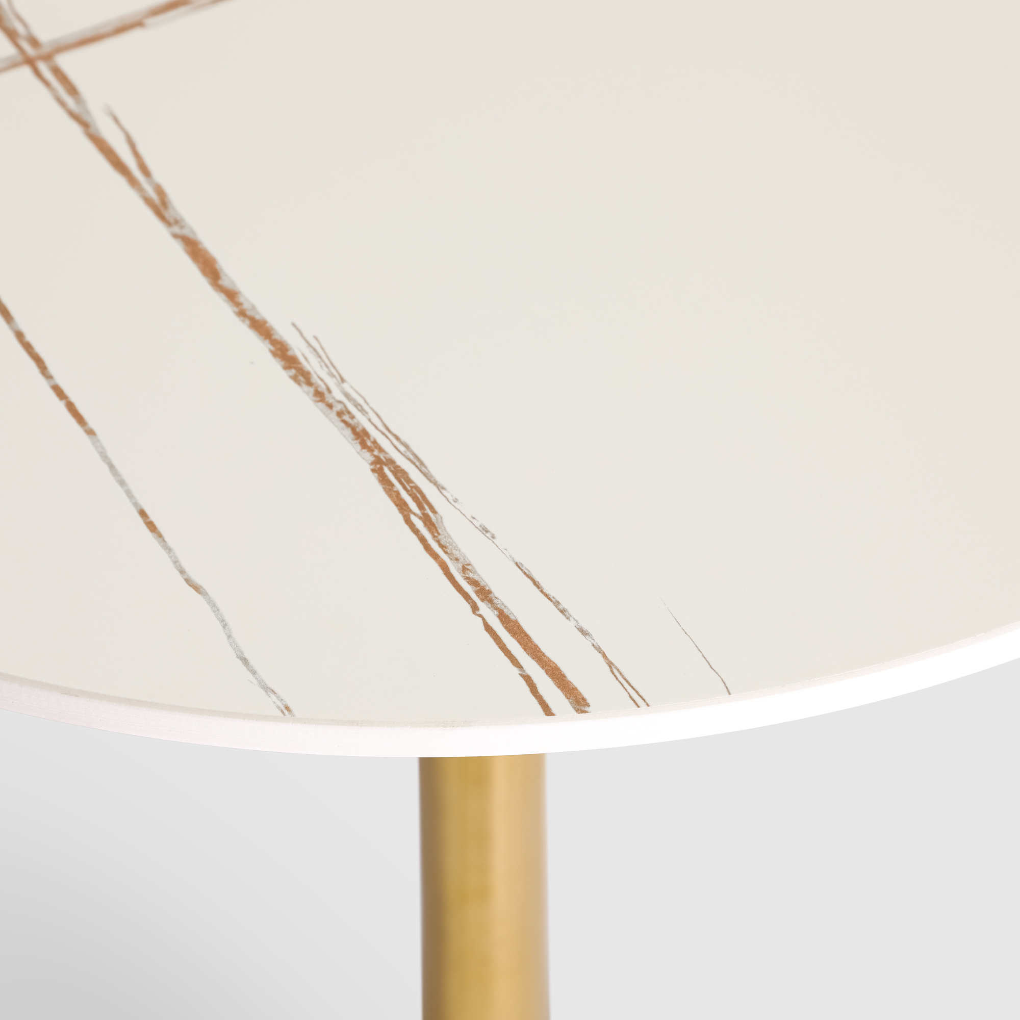 Журнальный столик City Furniture белый с золотым 60х60х75 см, цвет золотой - фото 2